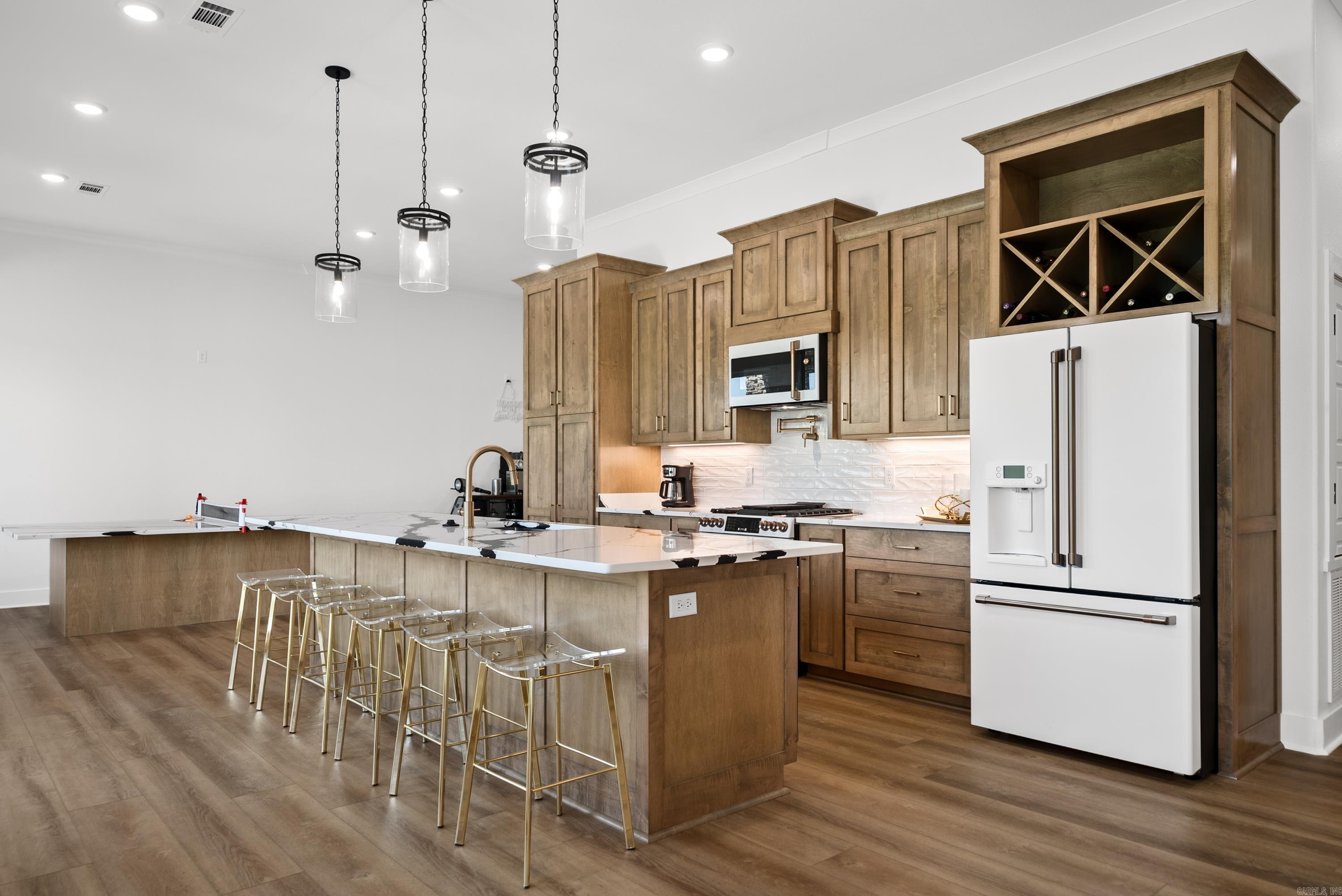 Lake Forest Shores - Residential