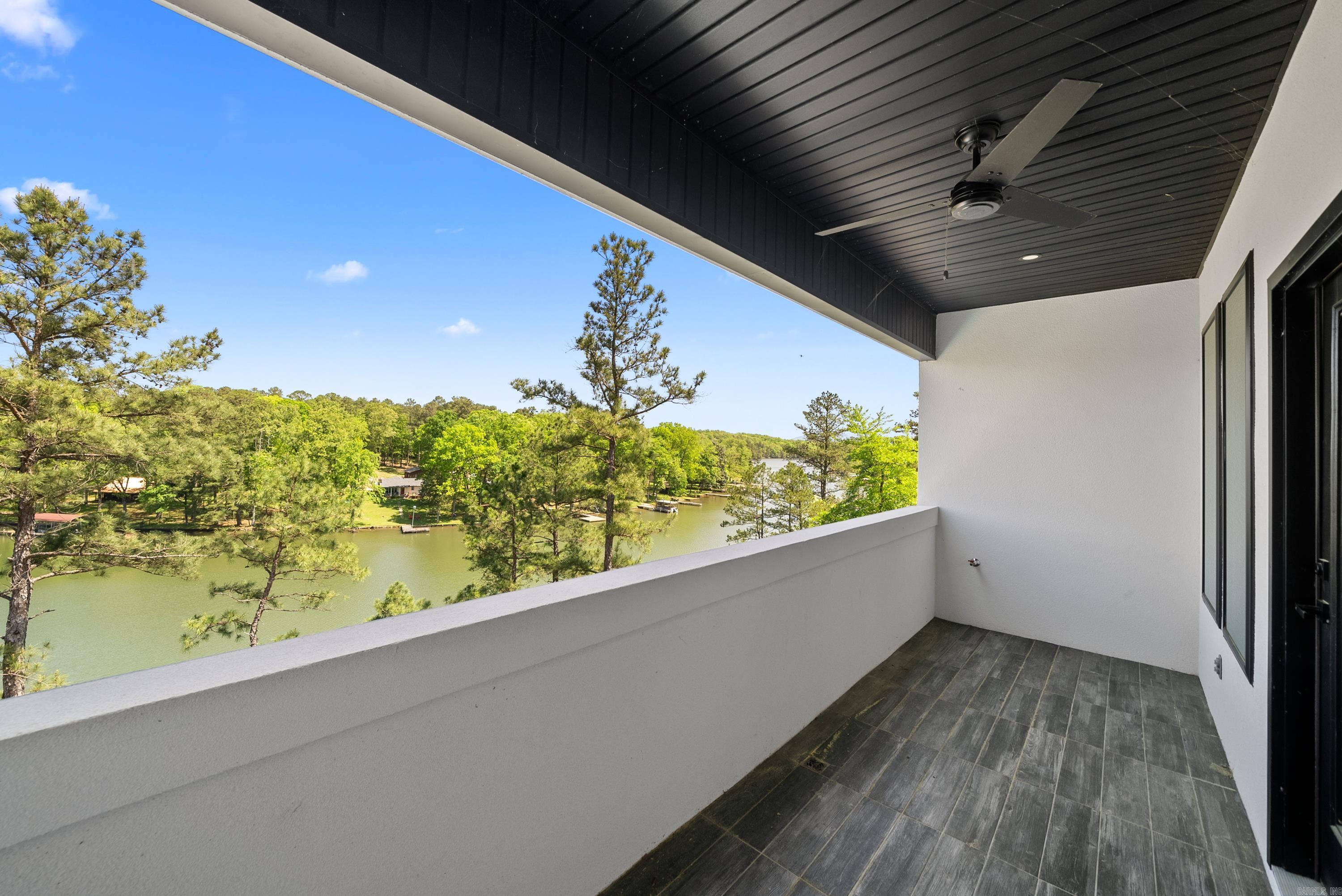 Lake Forest Shores - Residential