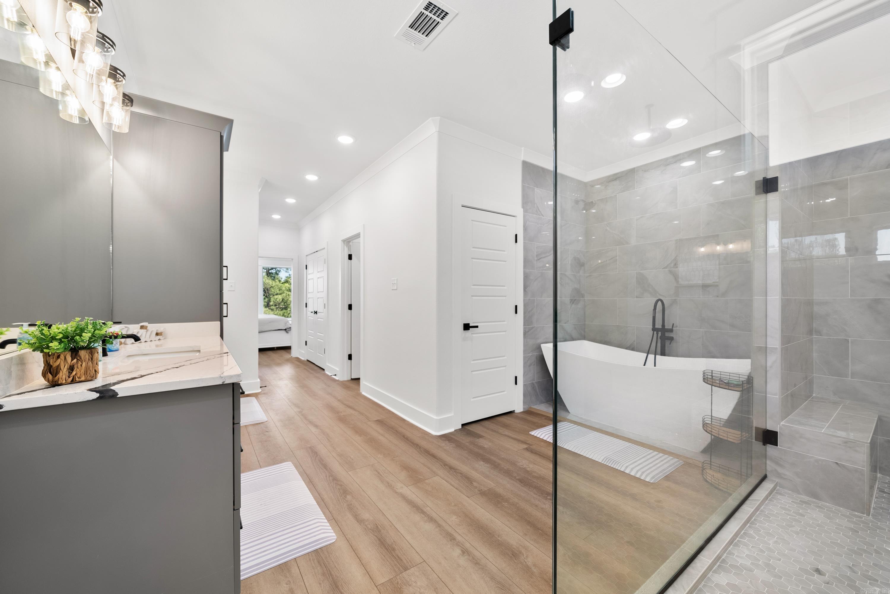 Lake Forest Shores - Residential