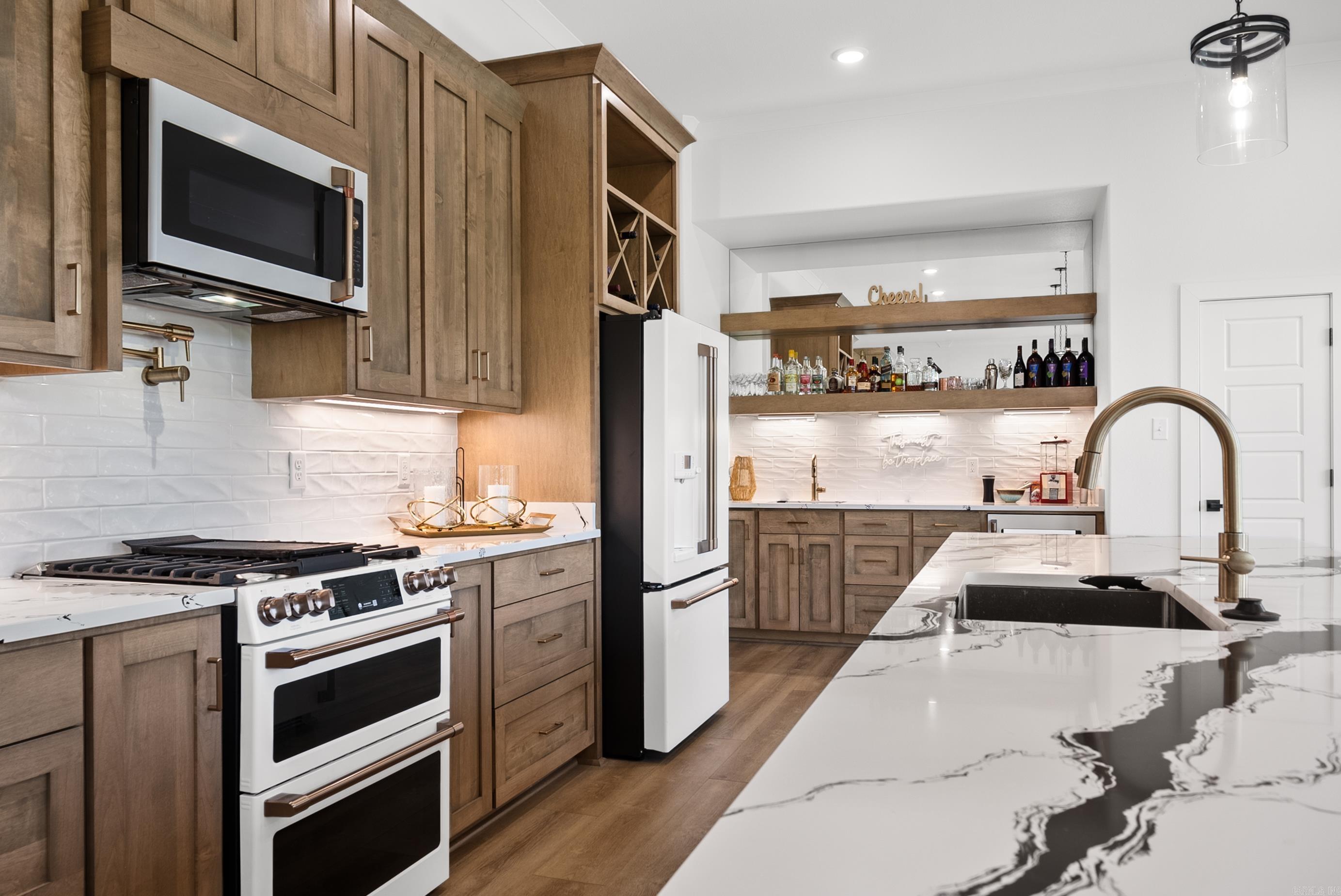 Lake Forest Shores - Residential