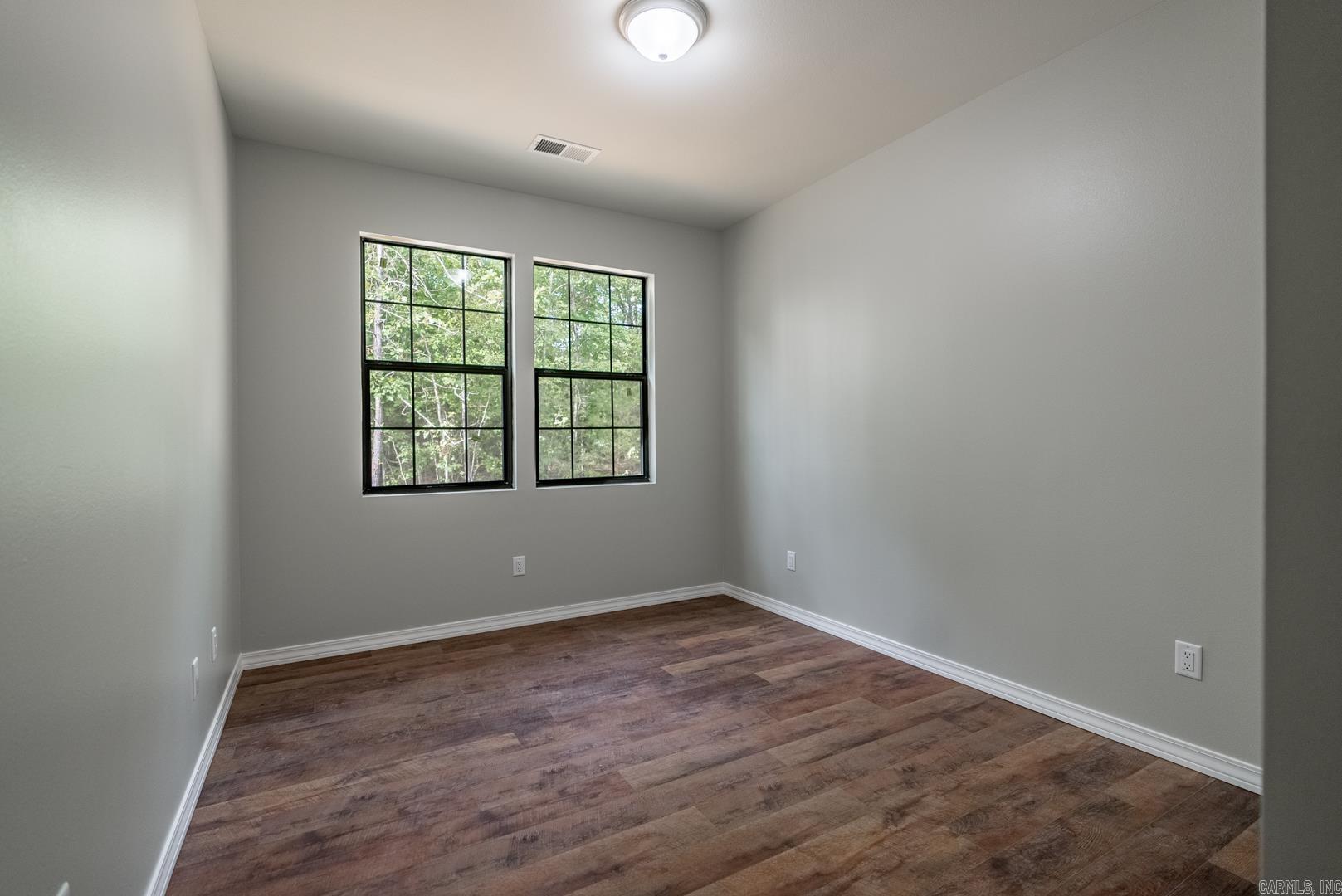 CASTLE RIDGE - Residential