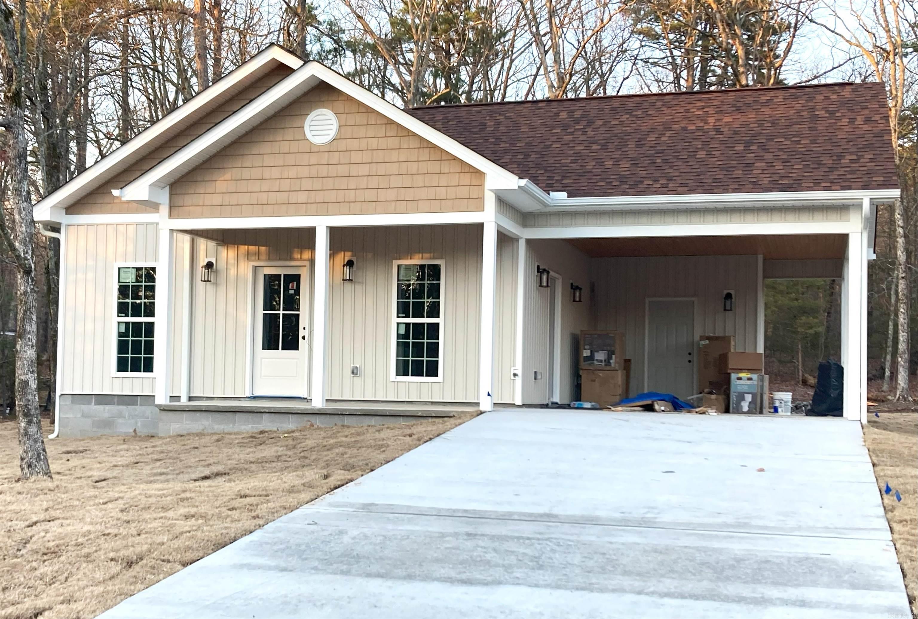 CASTLE RIDGE - Residential