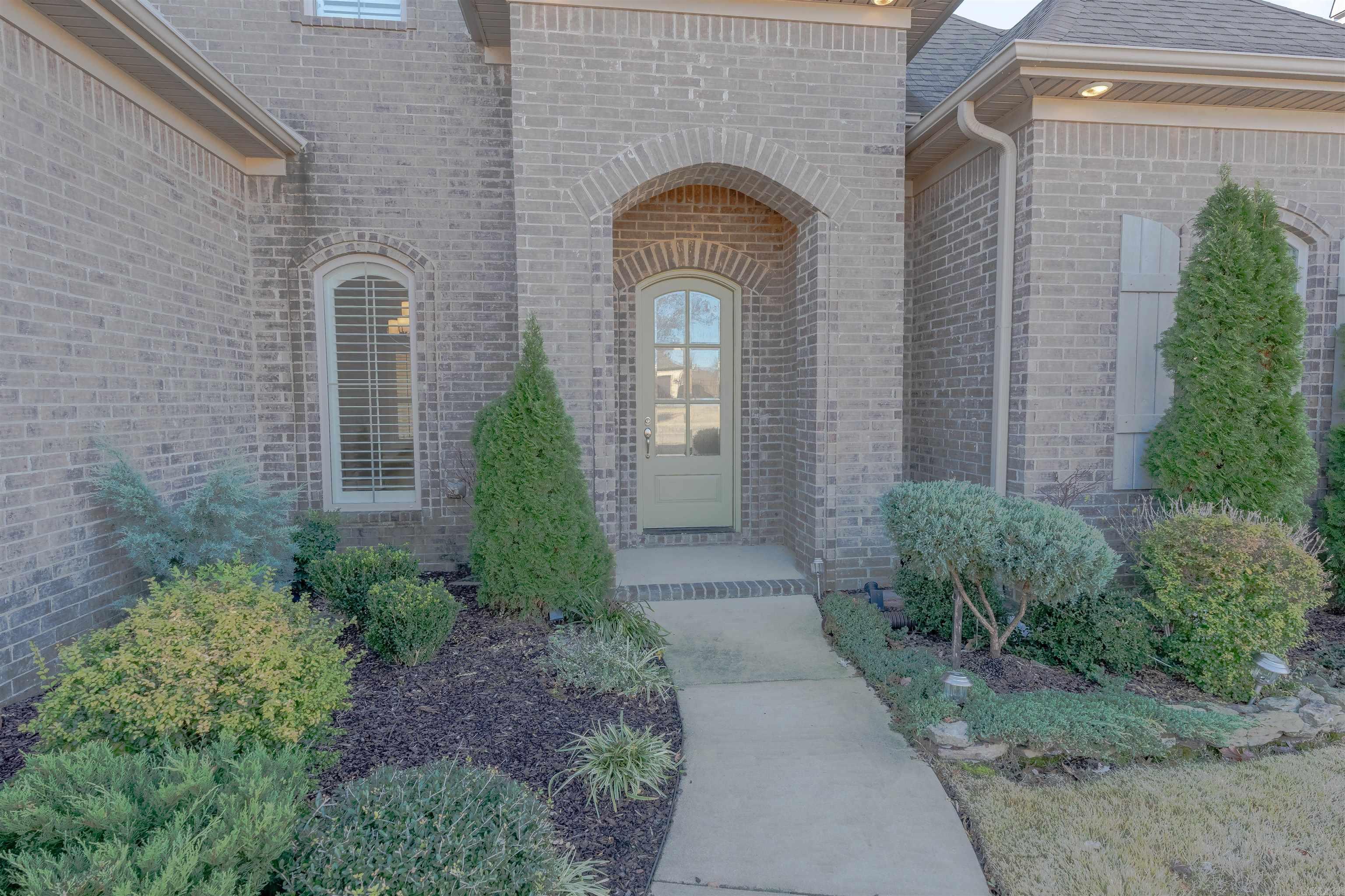 BARRINGTON PARK - Residential