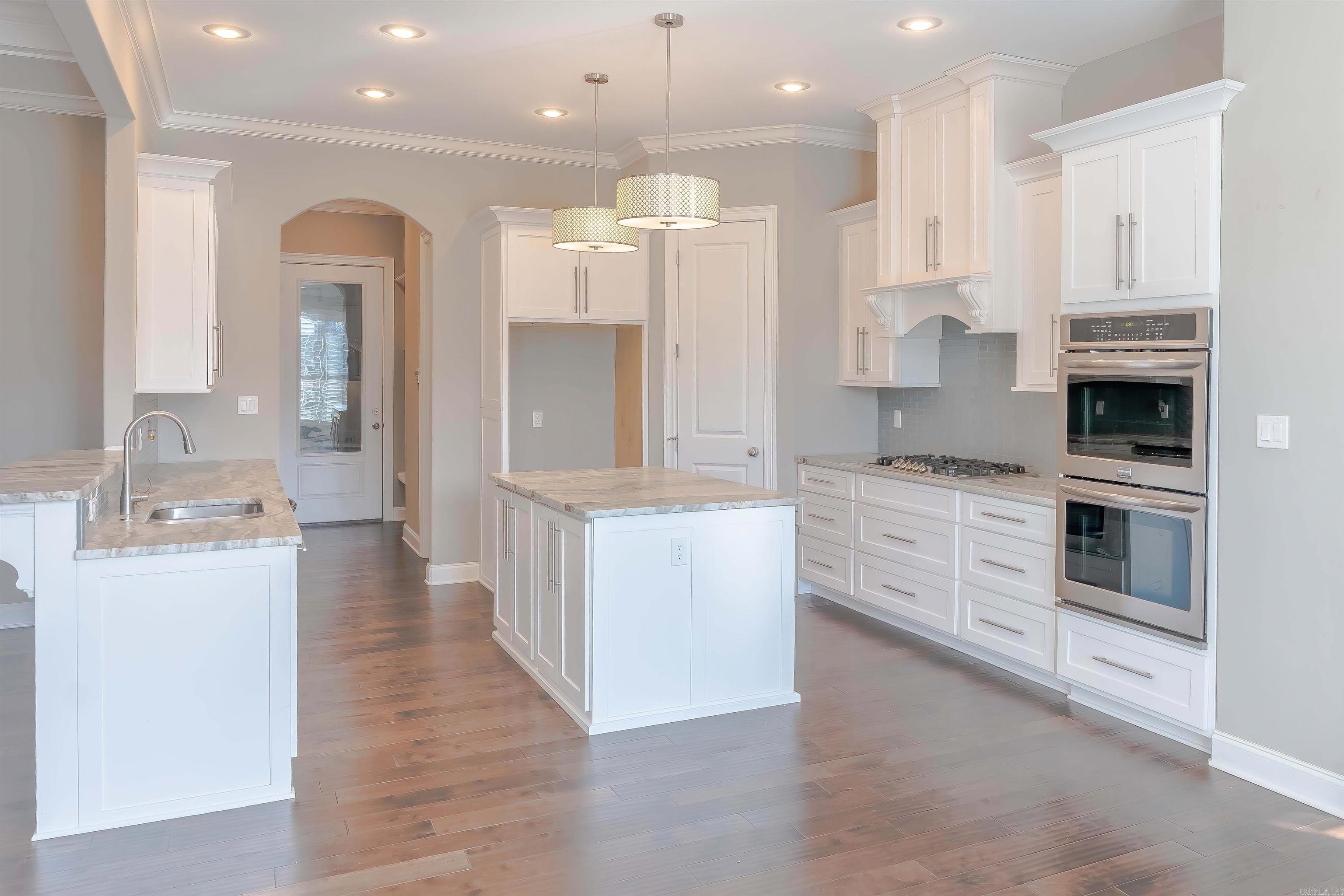 BARRINGTON PARK - Residential