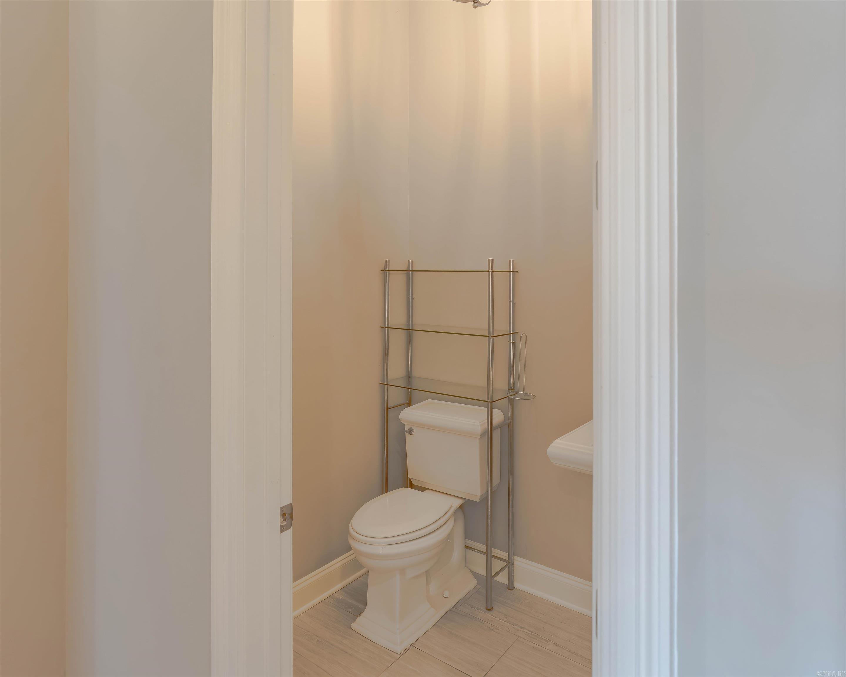 BARRINGTON PARK - Residential