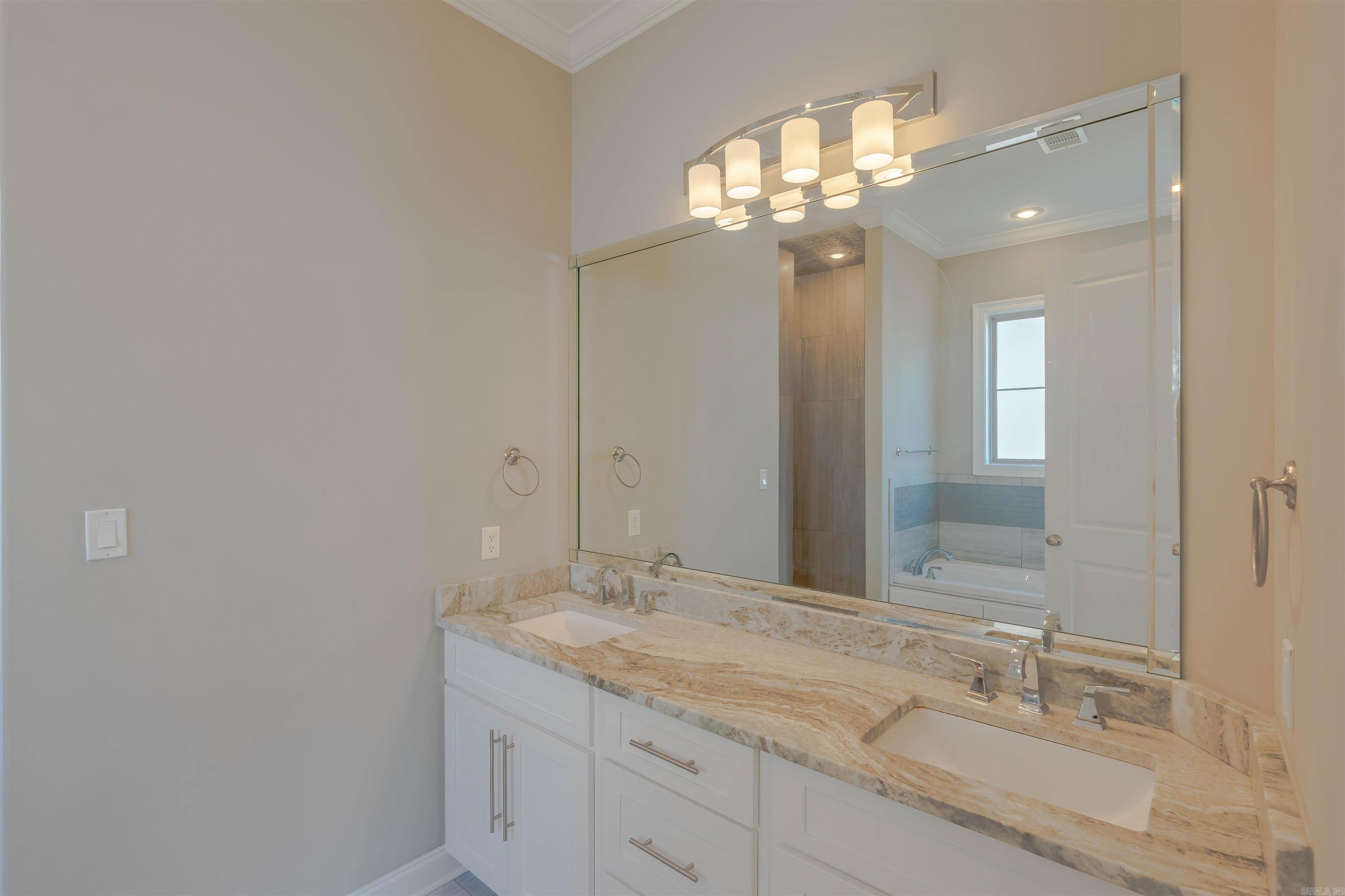 BARRINGTON PARK - Residential