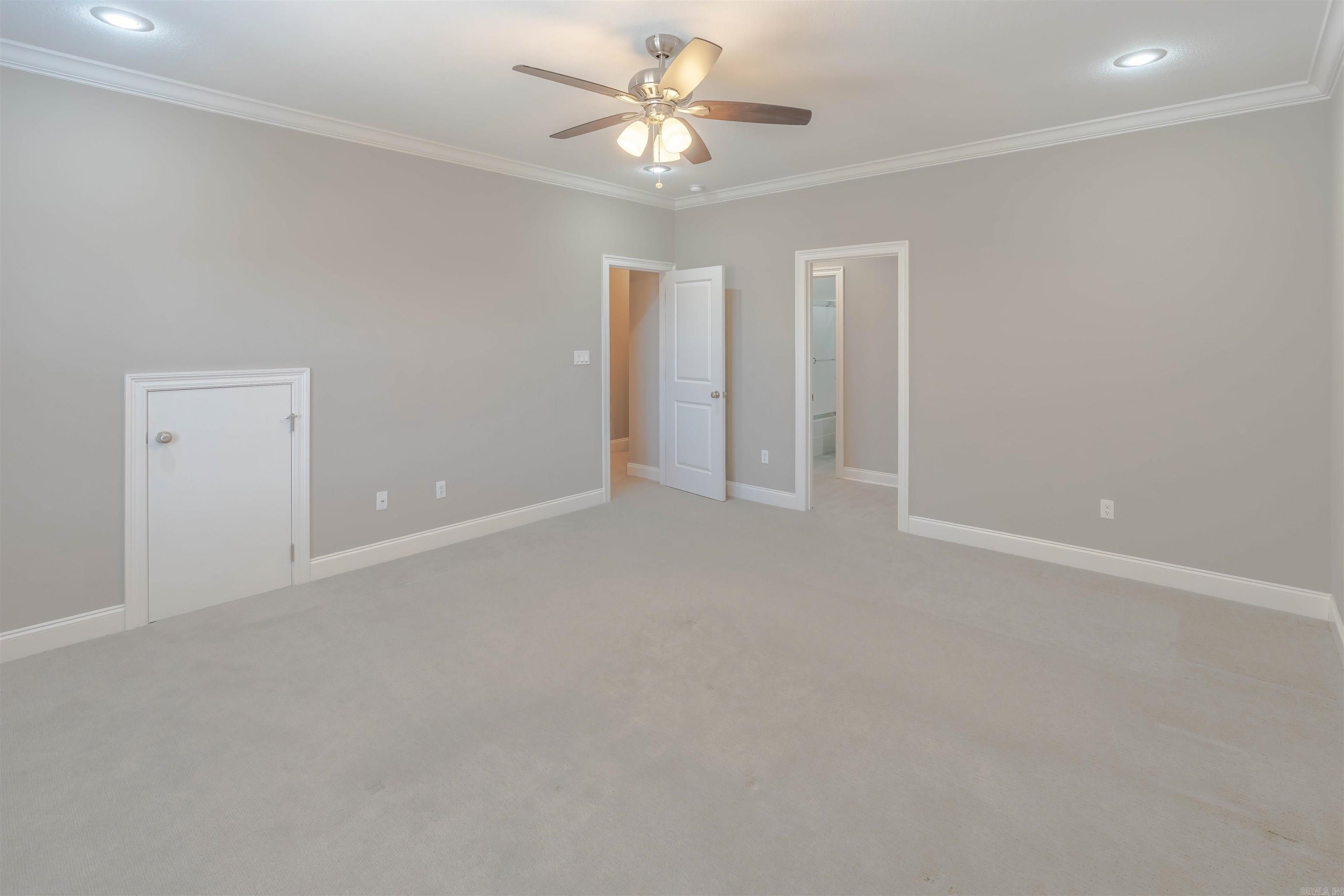 BARRINGTON PARK - Residential