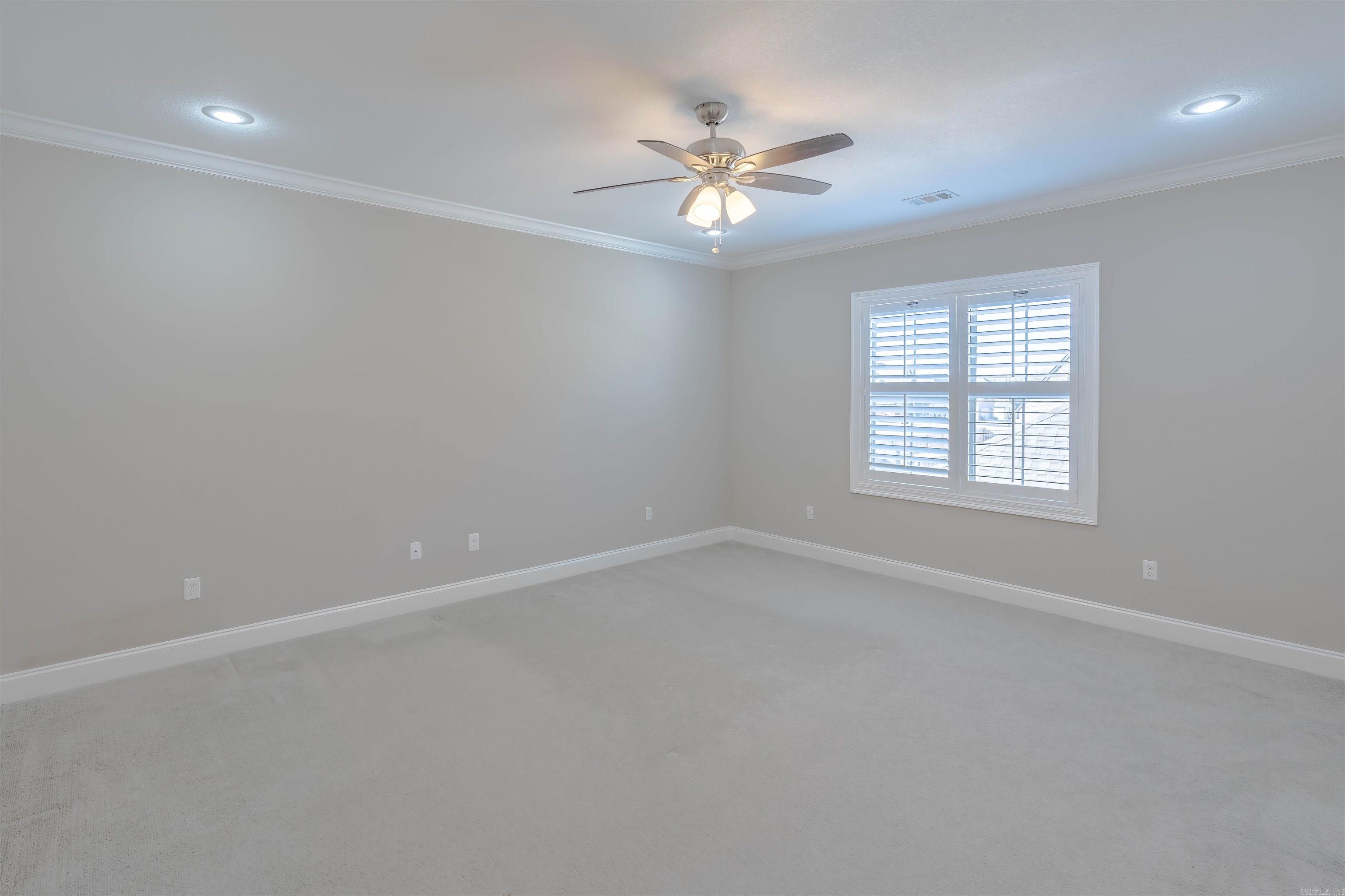 BARRINGTON PARK - Residential