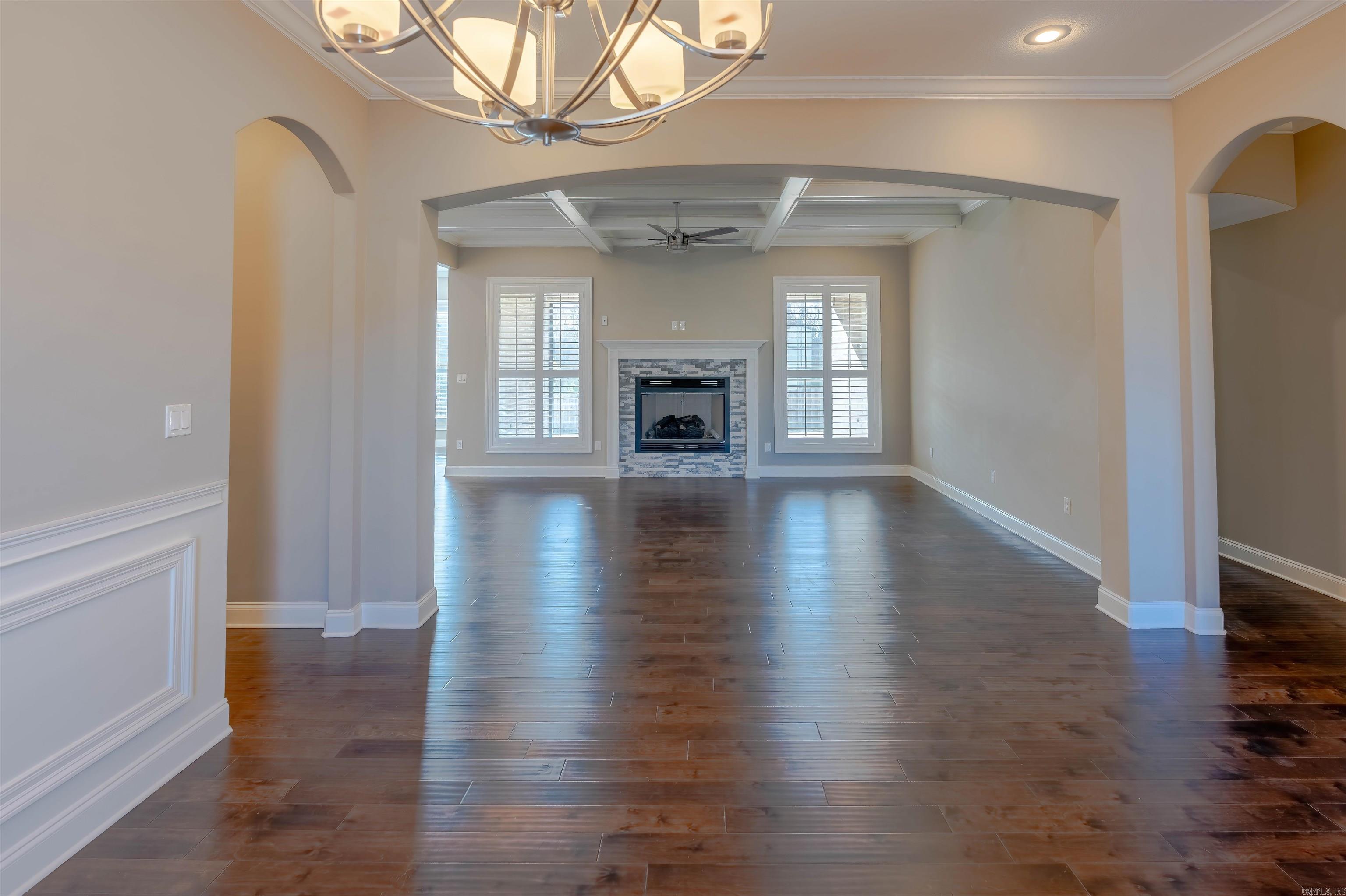 BARRINGTON PARK - Residential