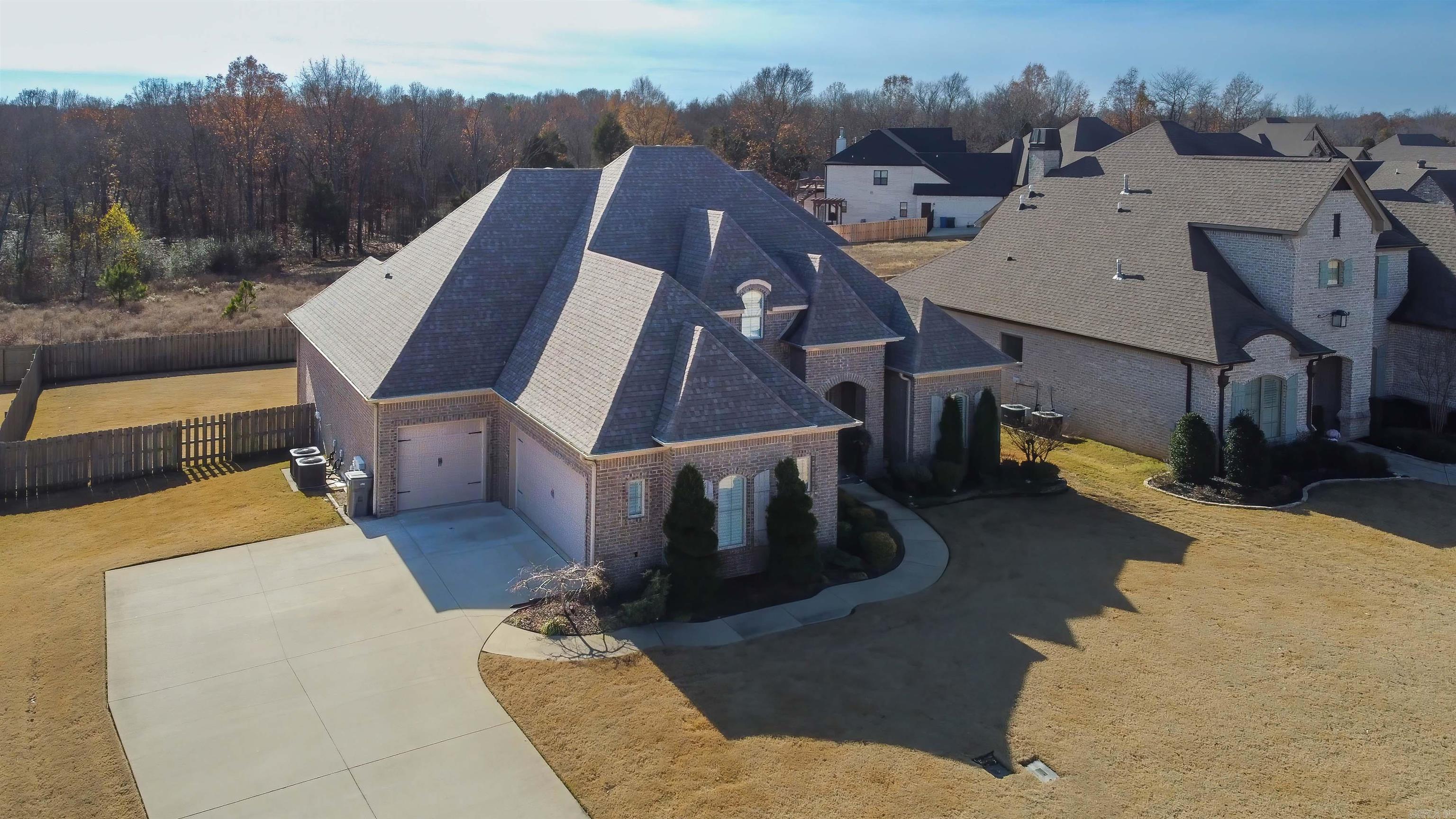 BARRINGTON PARK - Residential