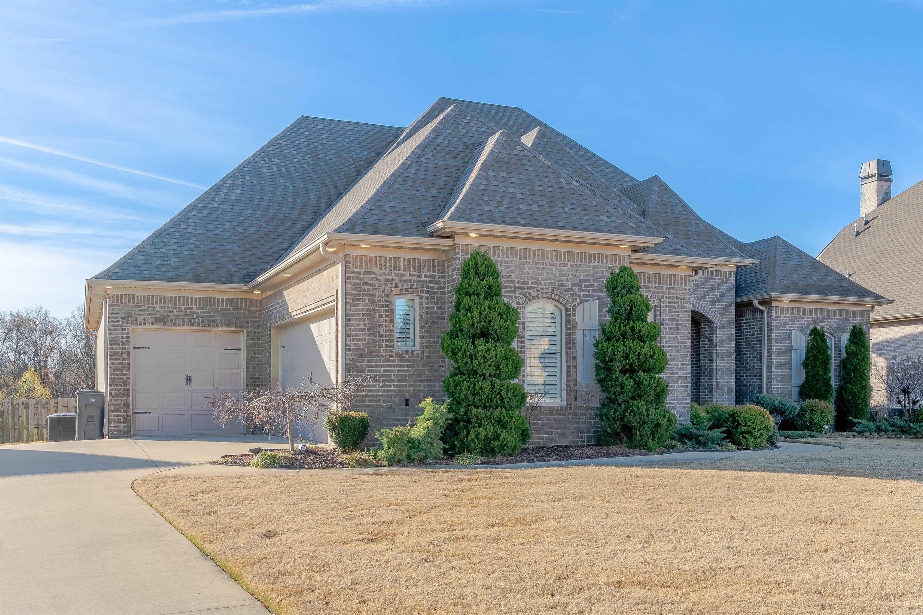 BARRINGTON PARK - Residential