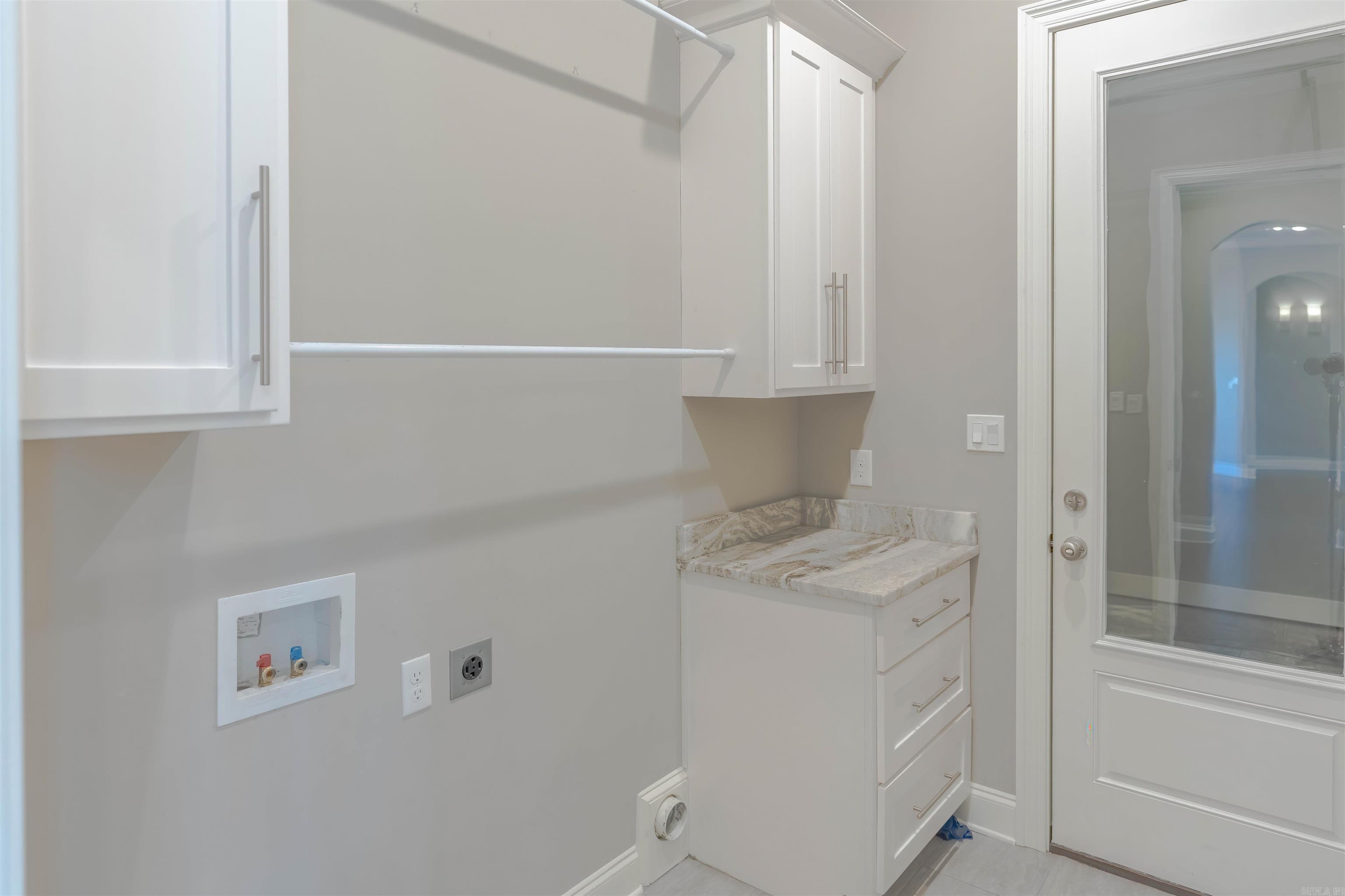 BARRINGTON PARK - Residential