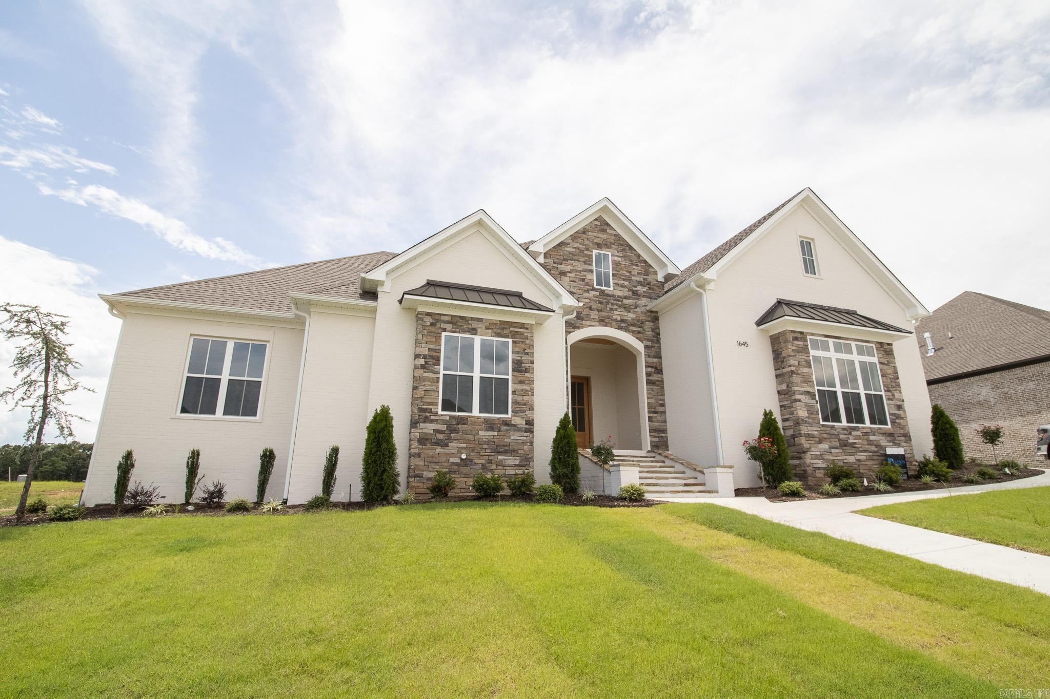 Brand new construction home available! Soft painted white brick with faux stone in certain areas. Located in West Conway with easy access to the interstate! Finished out an upstairs storage room for added square footage. Make it yours today!