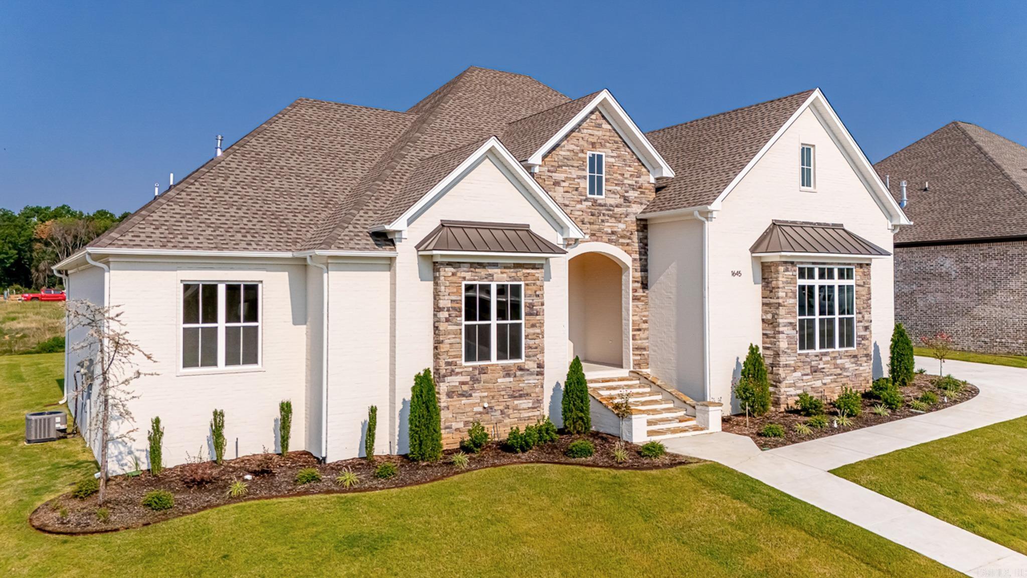 Brand new construction home available! Soft painted white brick with faux stone in certain areas. Located in West Conway with easy access to the interstate! Finished out an upstairs storage room for added square footage. Make it yours today!