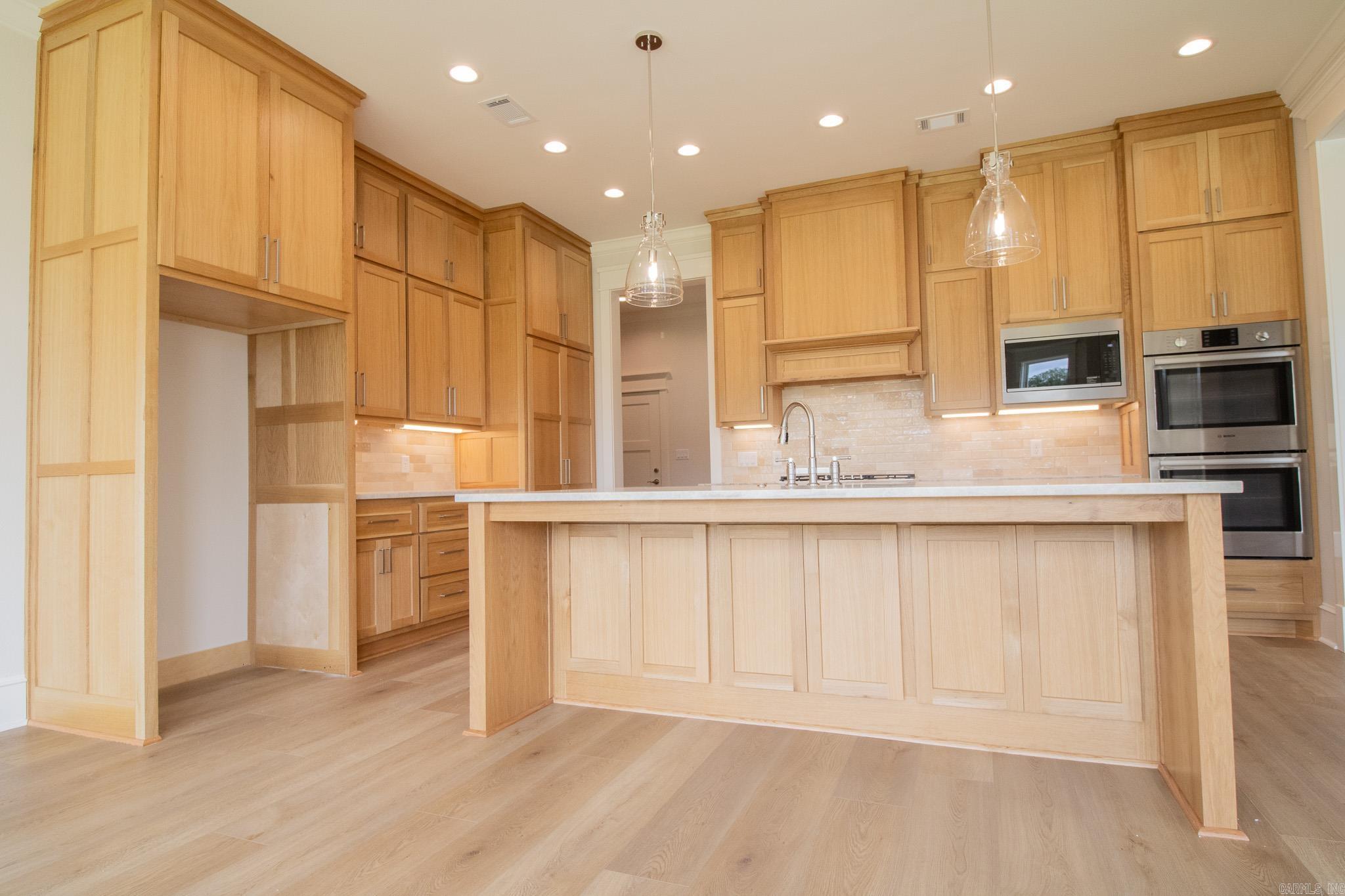 Lands End Estates - Residential
