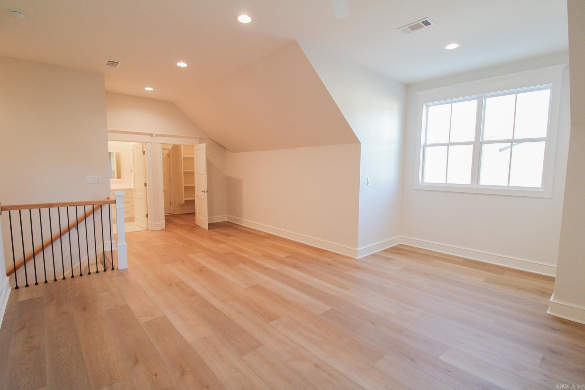 Lands End Estates - Residential