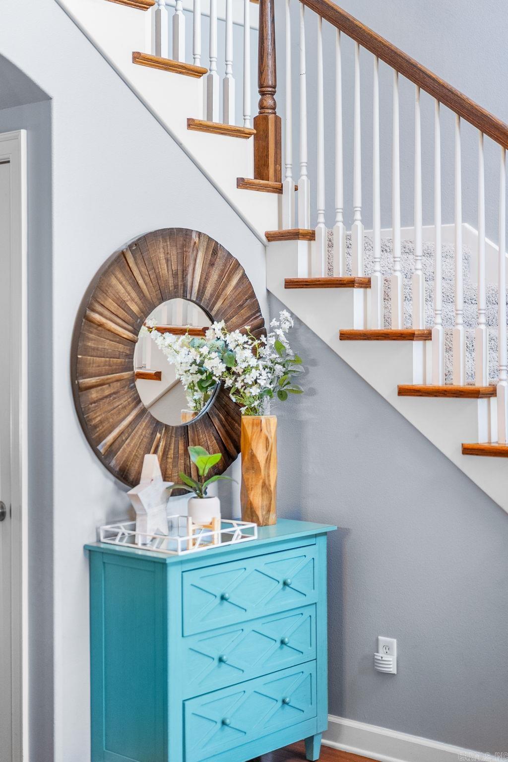 WOODLANDS EDGE - Residential