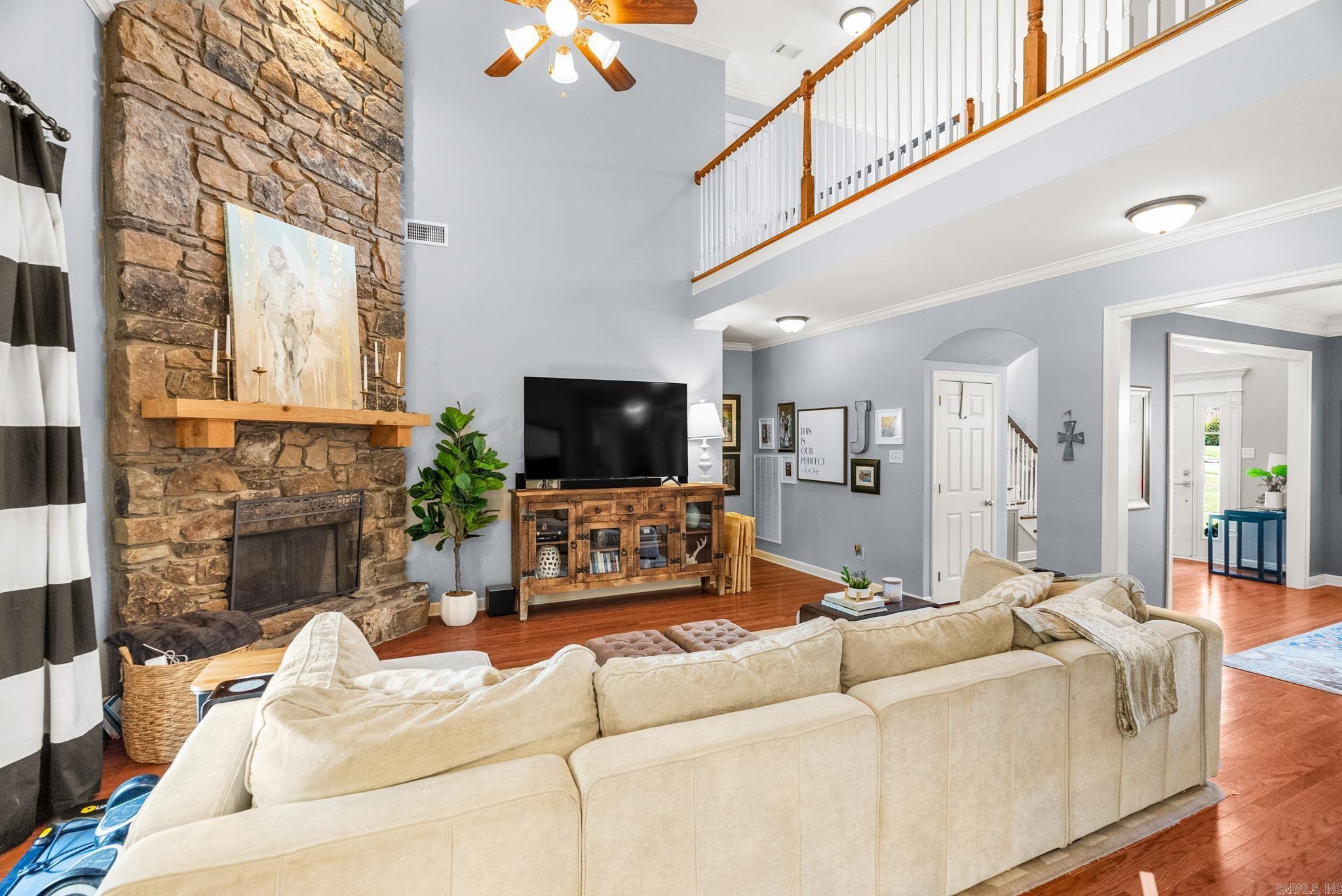 WOODLANDS EDGE - Residential