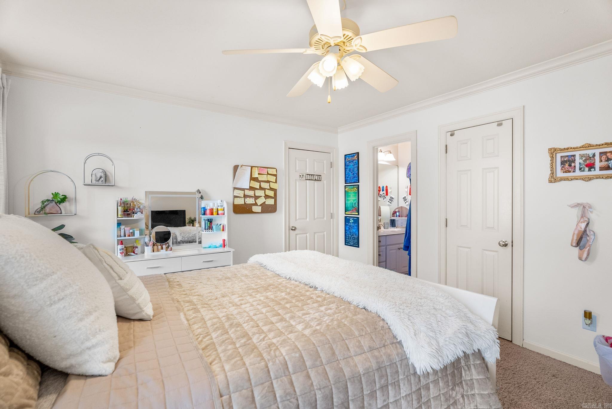 WOODLANDS EDGE - Residential