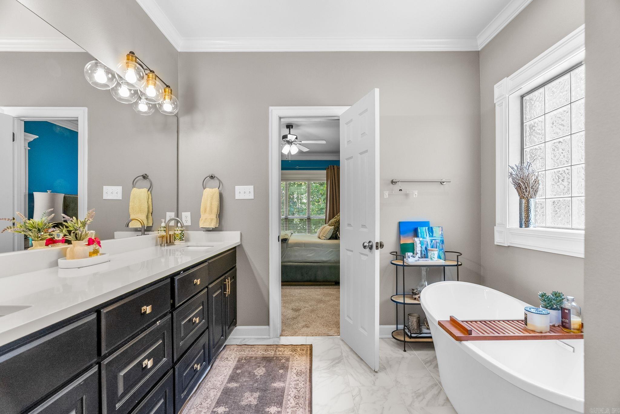 WOODLANDS EDGE - Residential