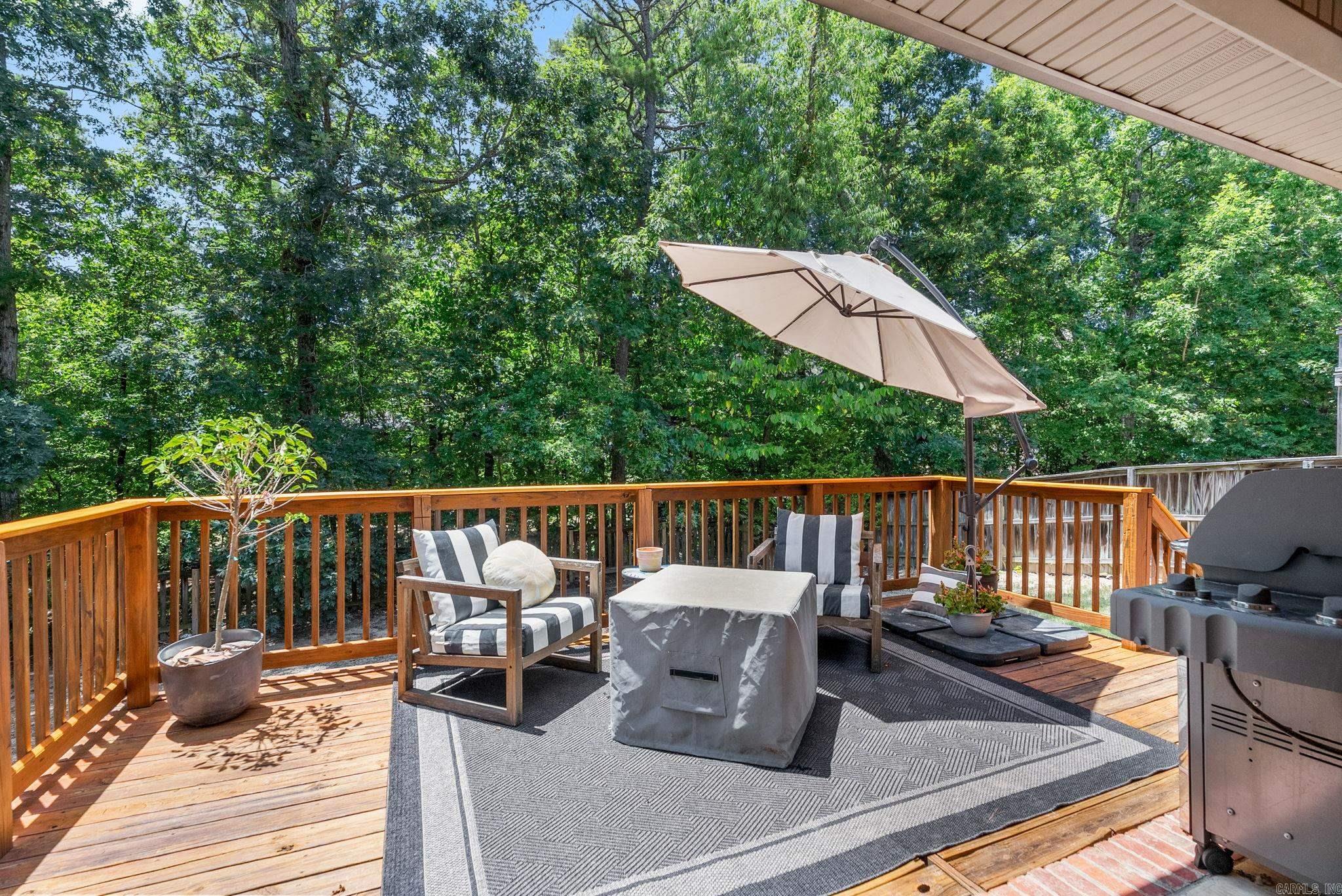 WOODLANDS EDGE - Residential