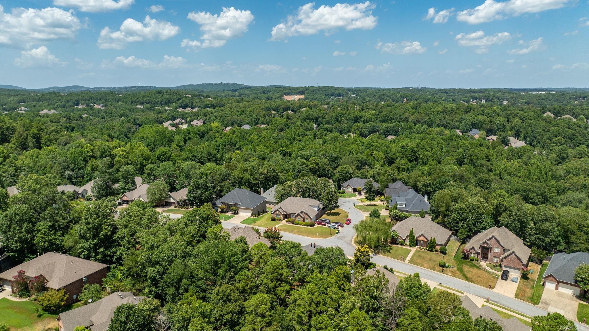 WOODLANDS EDGE - Residential