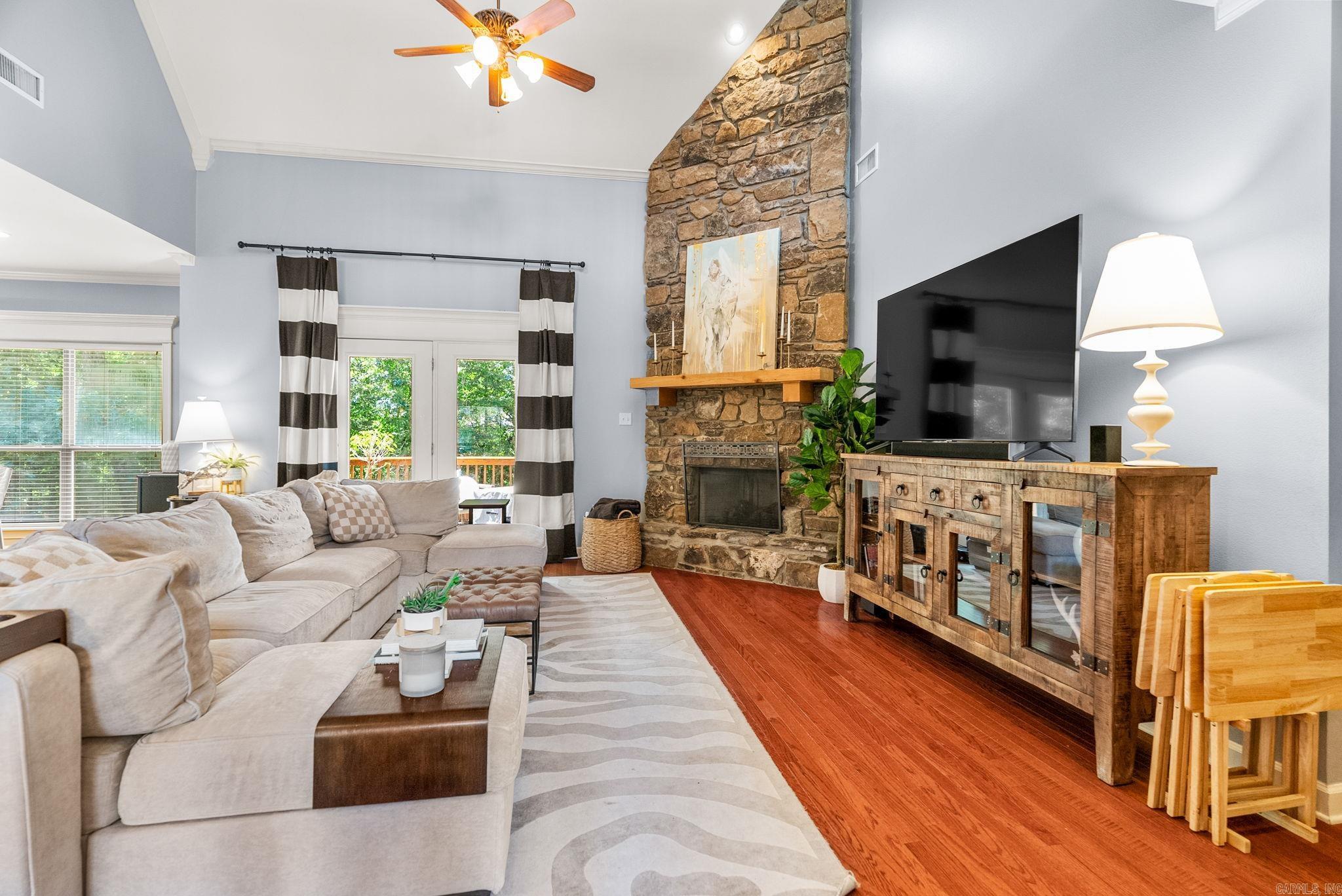 WOODLANDS EDGE - Residential