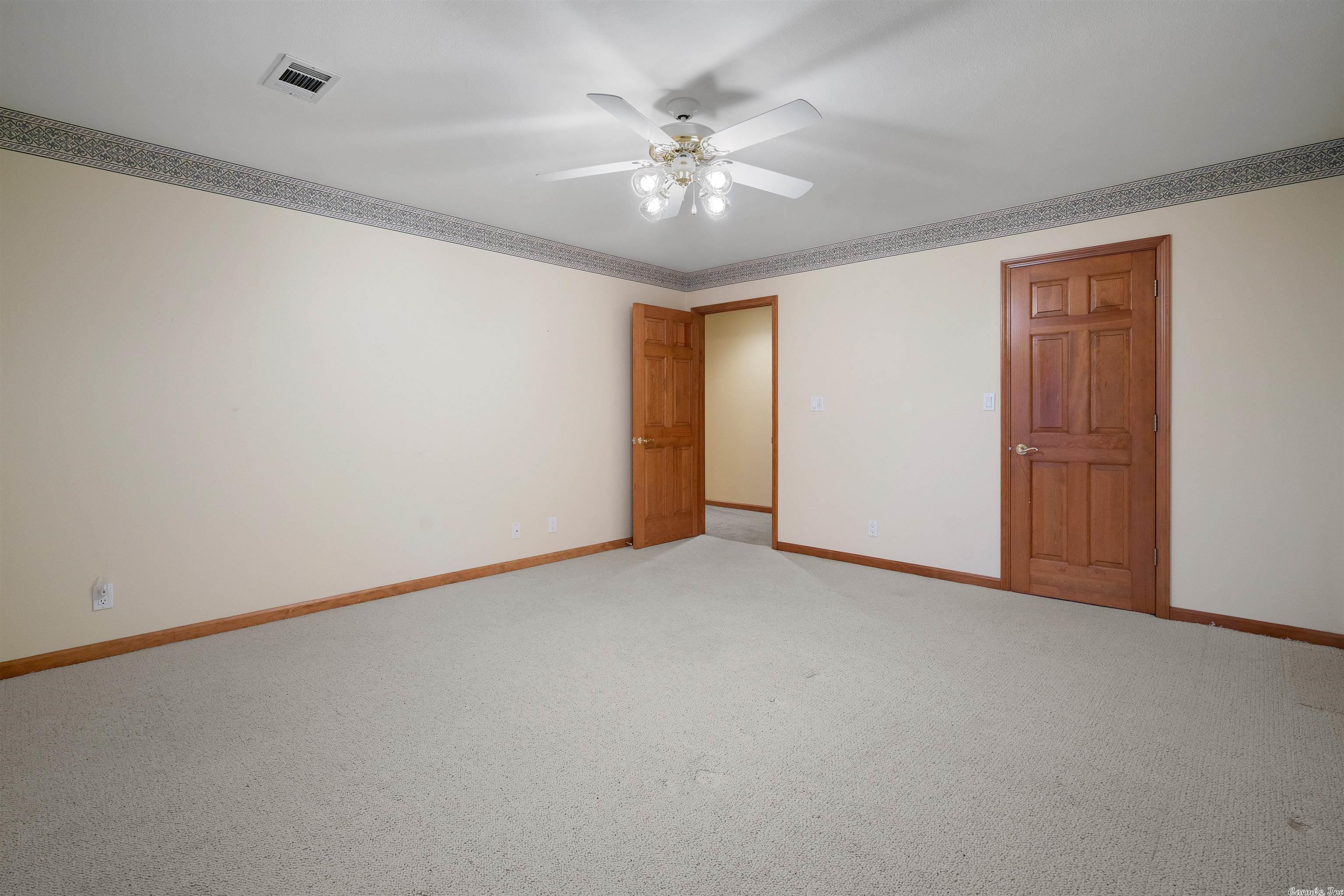 ADORACION - Residential