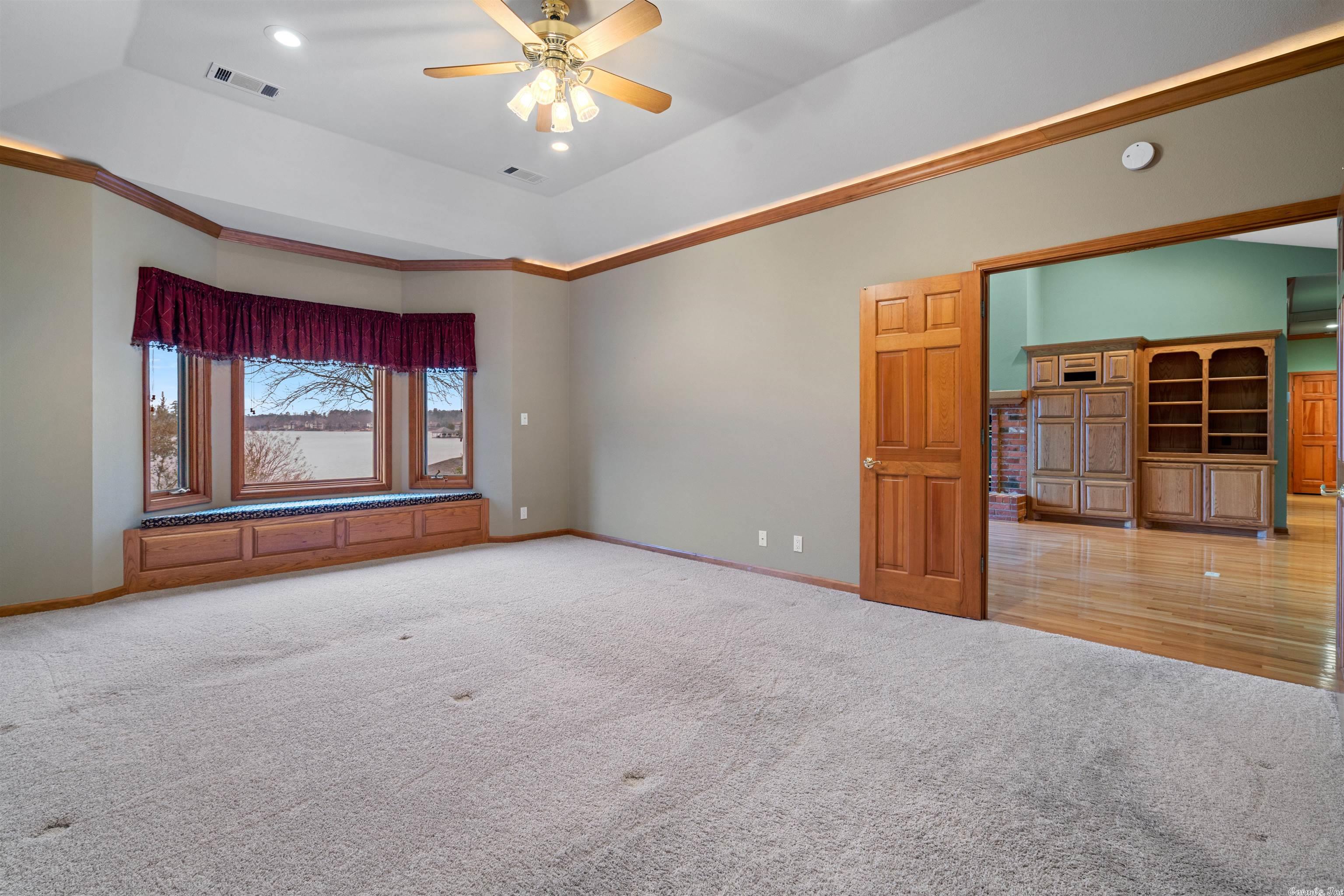 ADORACION - Residential