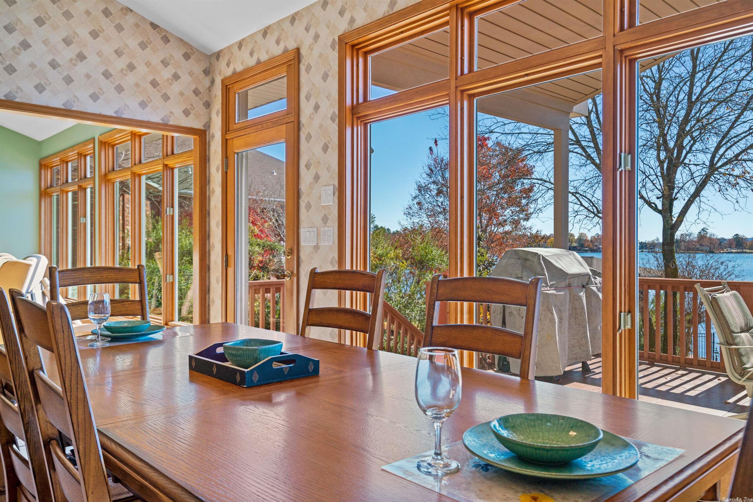 ADORACION - Residential