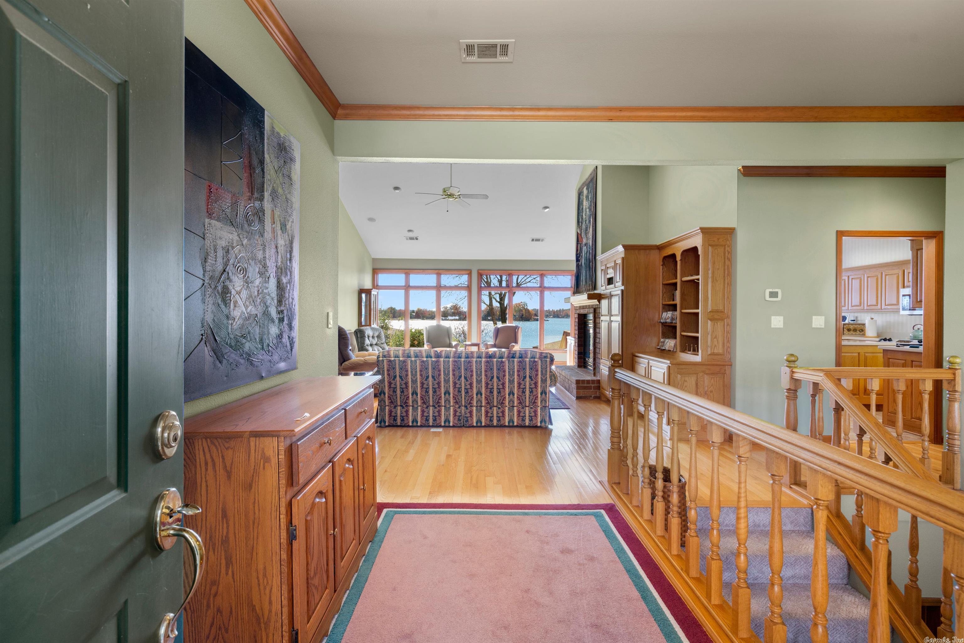 ADORACION - Residential