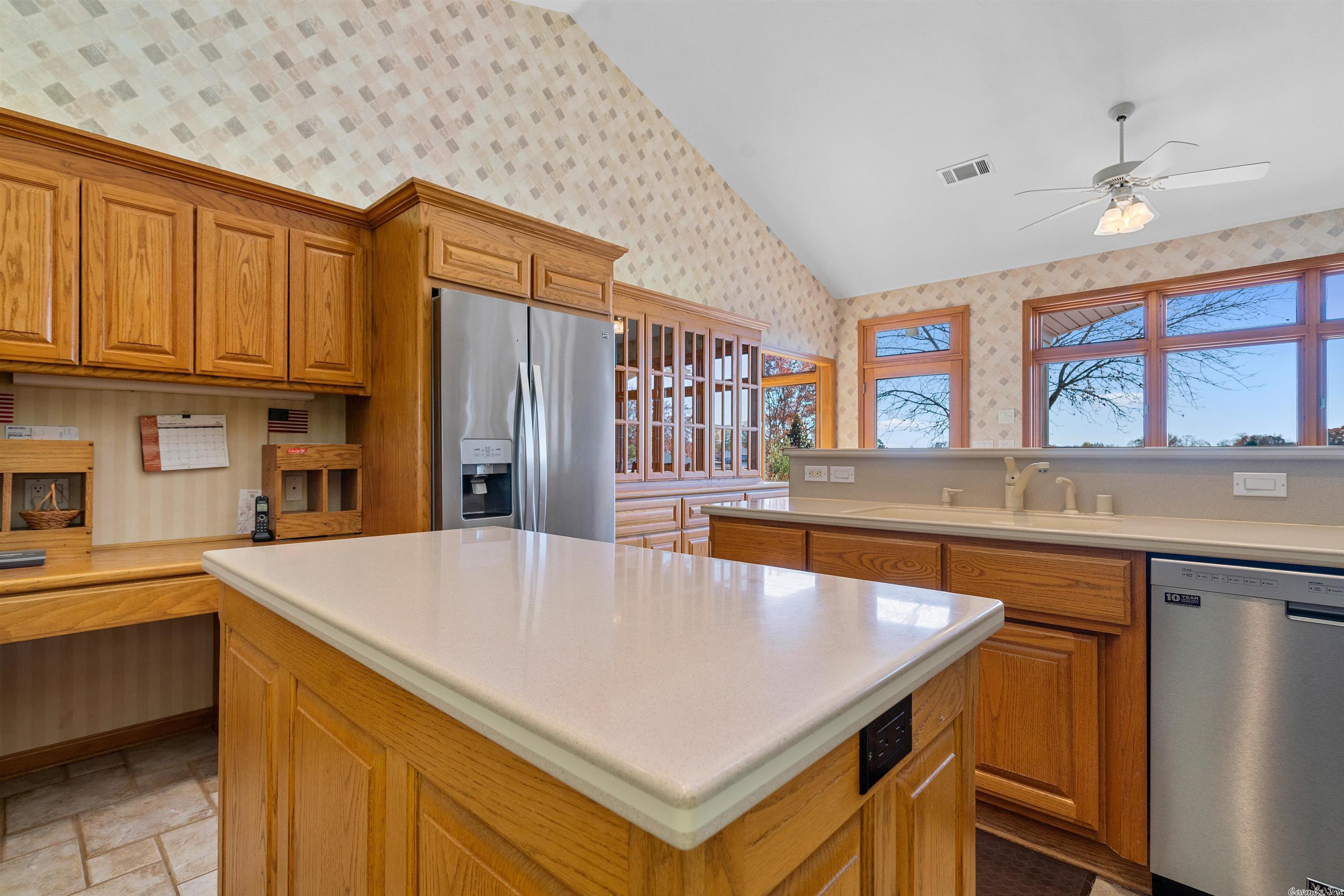 ADORACION - Residential