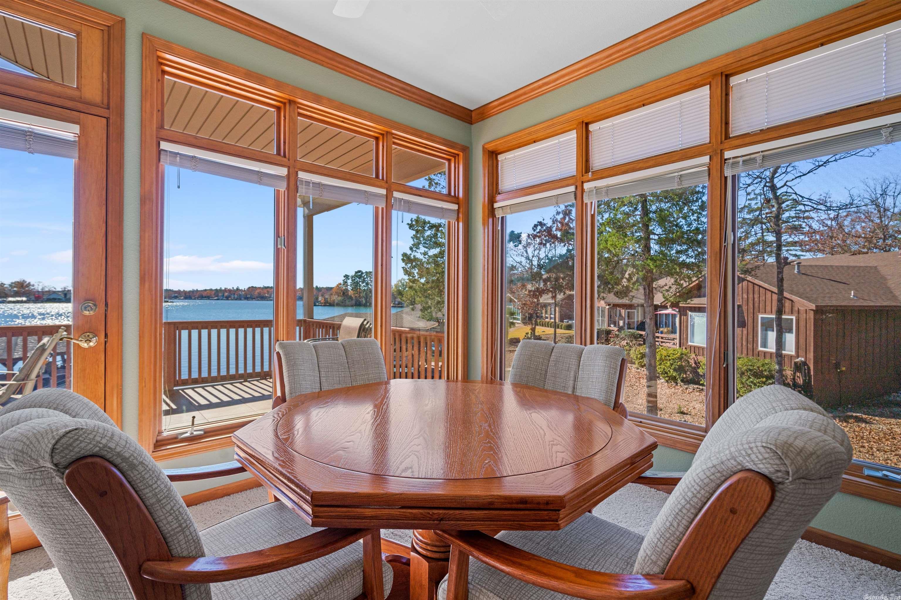 ADORACION - Residential