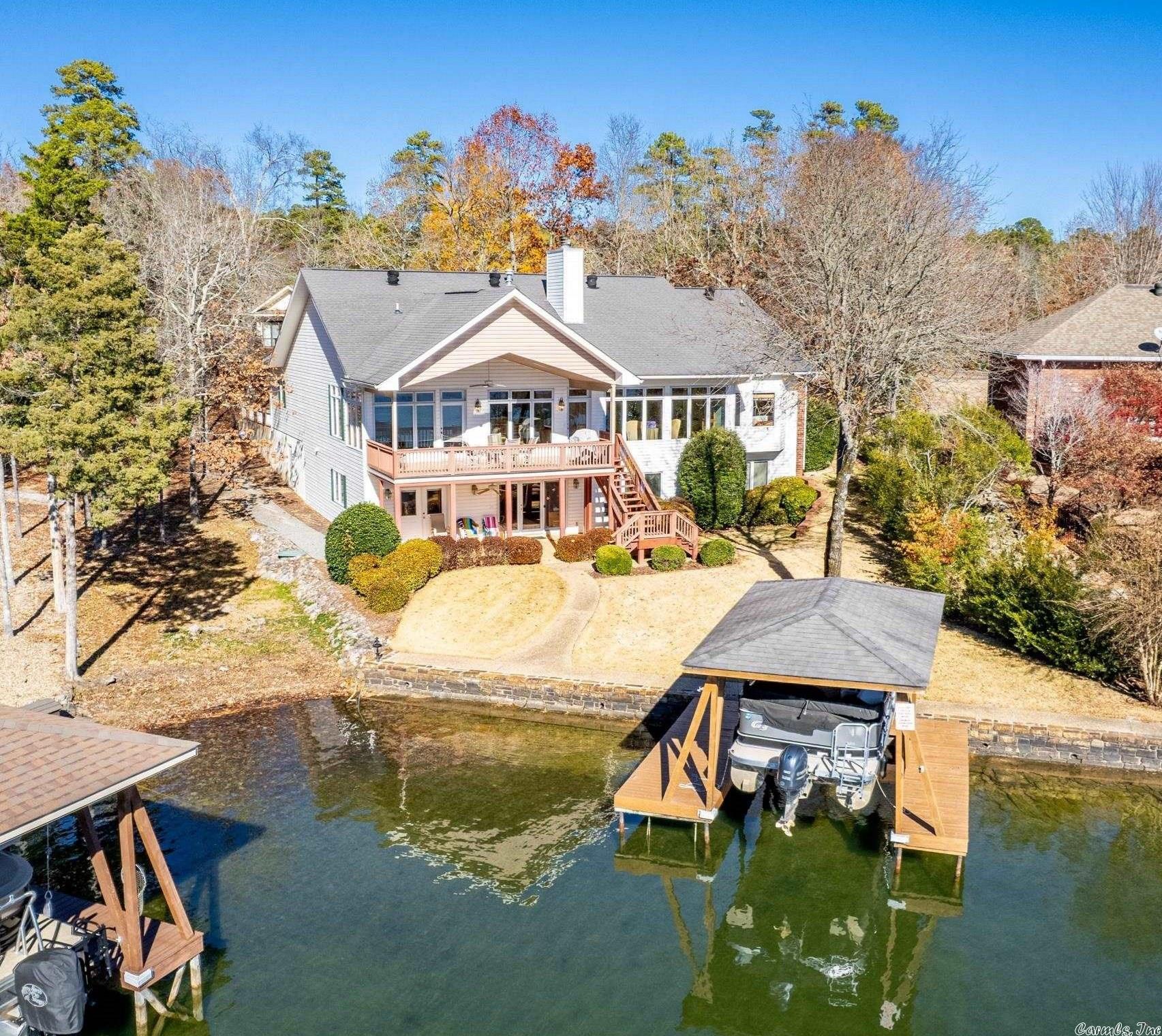 ADORACION - Residential