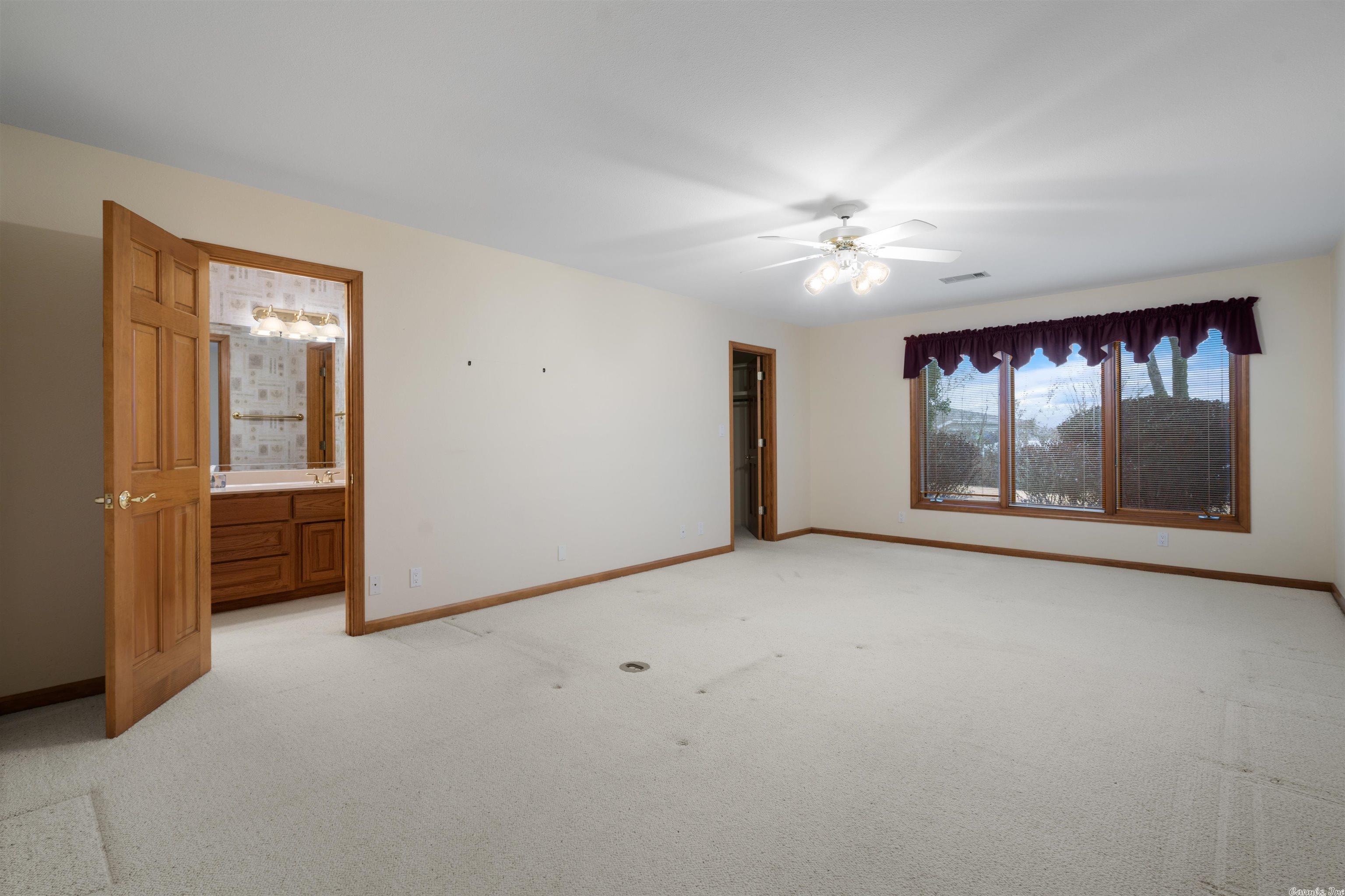 ADORACION - Residential