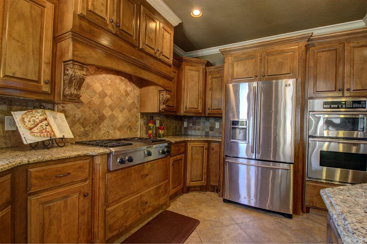 AUSTIN LAKES ON THE BAY ADDN - Residential