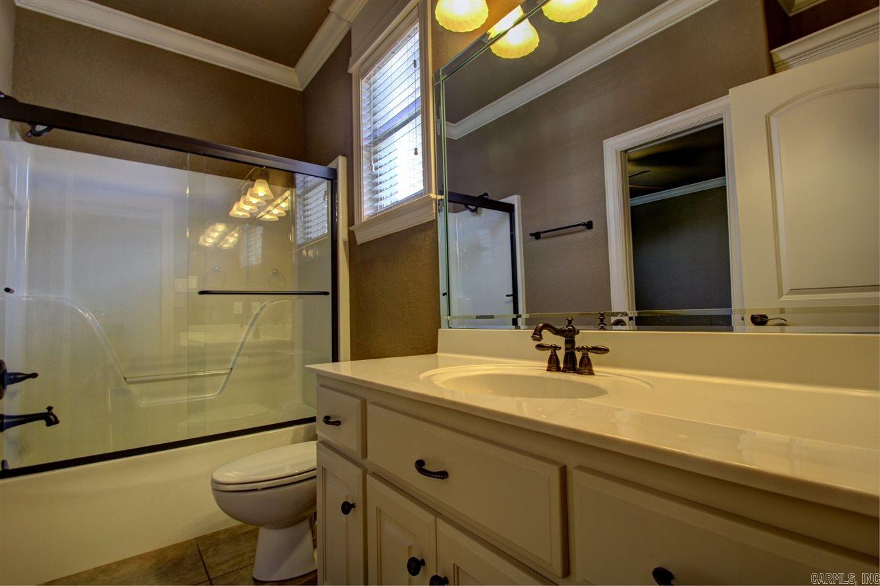 AUSTIN LAKES ON THE BAY ADDN - Residential