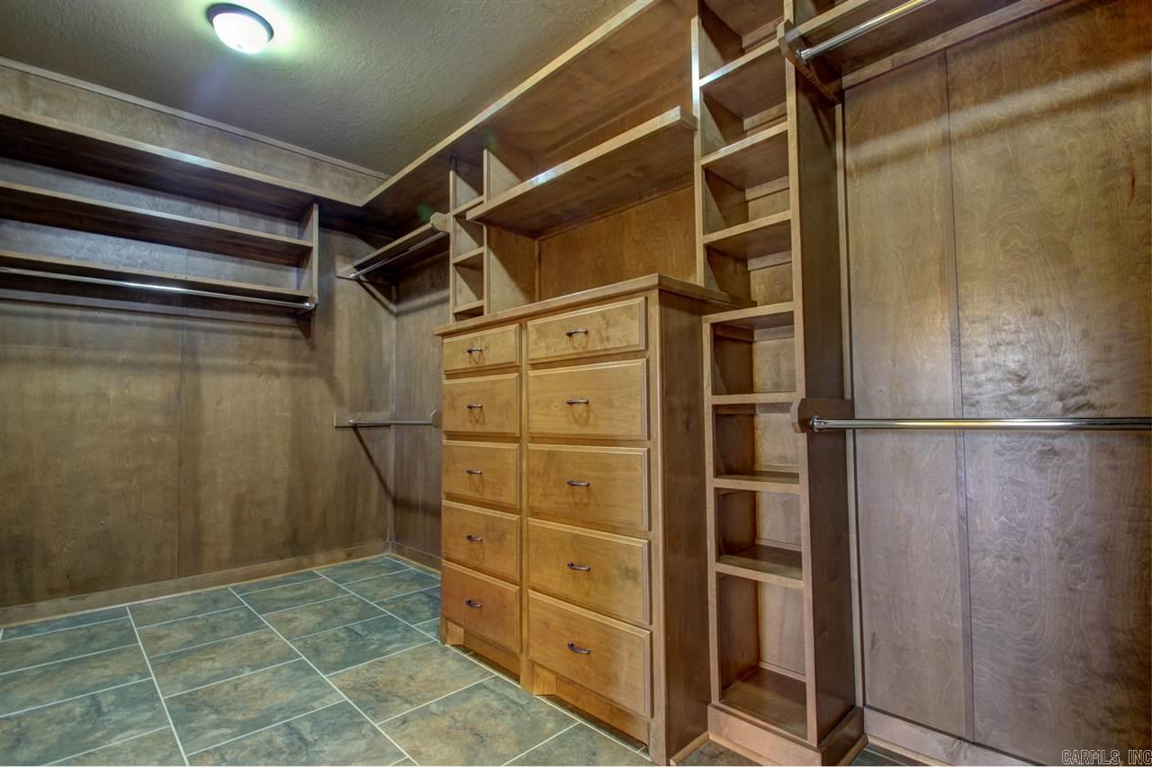 AUSTIN LAKES ON THE BAY ADDN - Residential