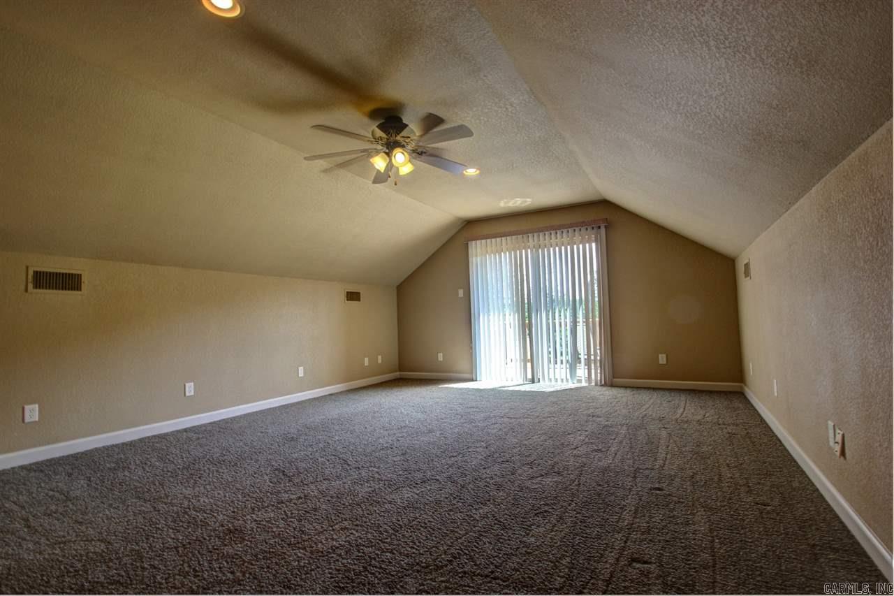 AUSTIN LAKES ON THE BAY ADDN - Residential