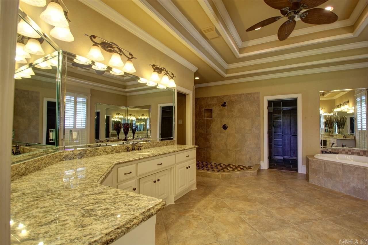 AUSTIN LAKES ON THE BAY ADDN - Residential