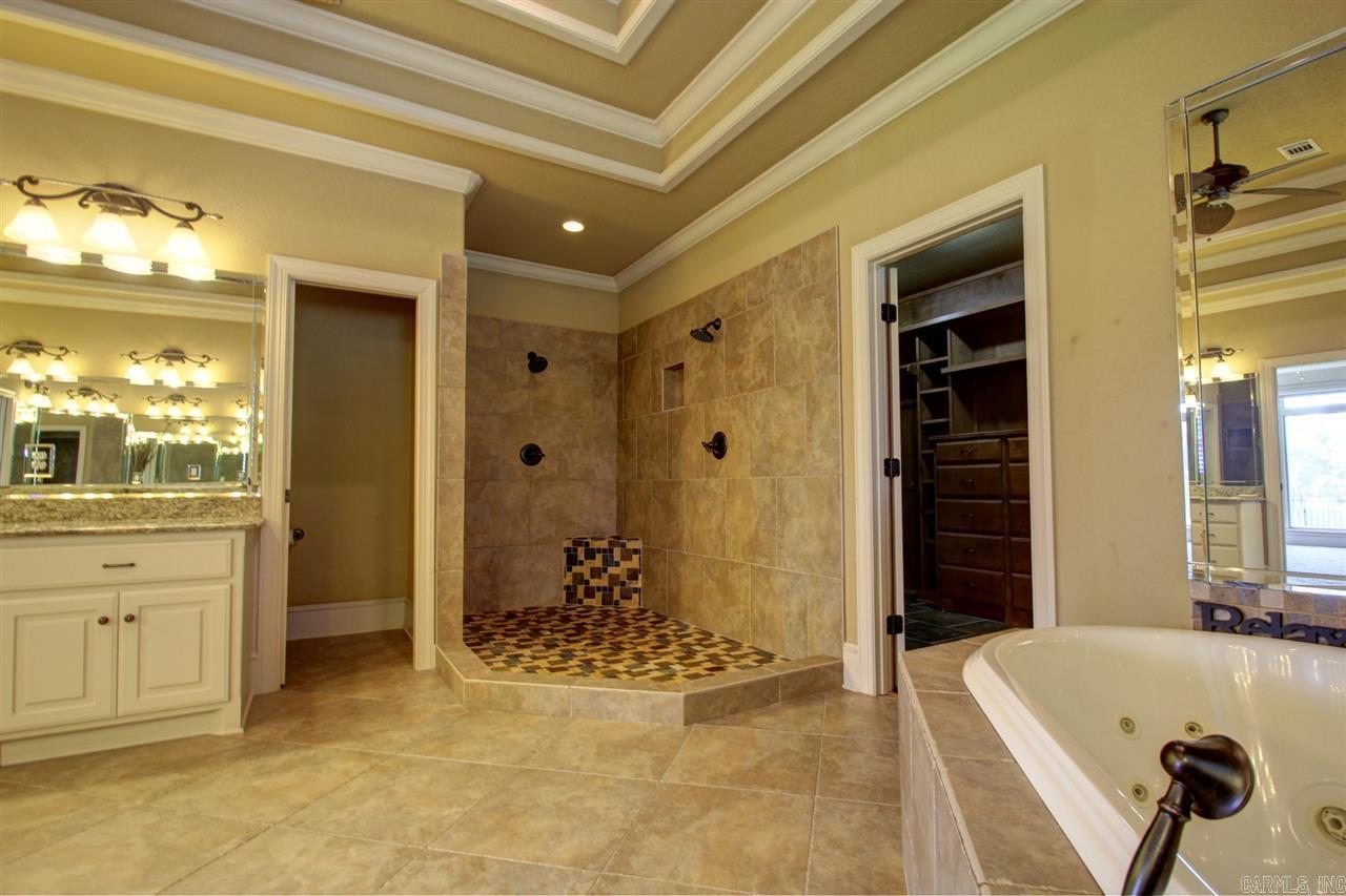 AUSTIN LAKES ON THE BAY ADDN - Residential