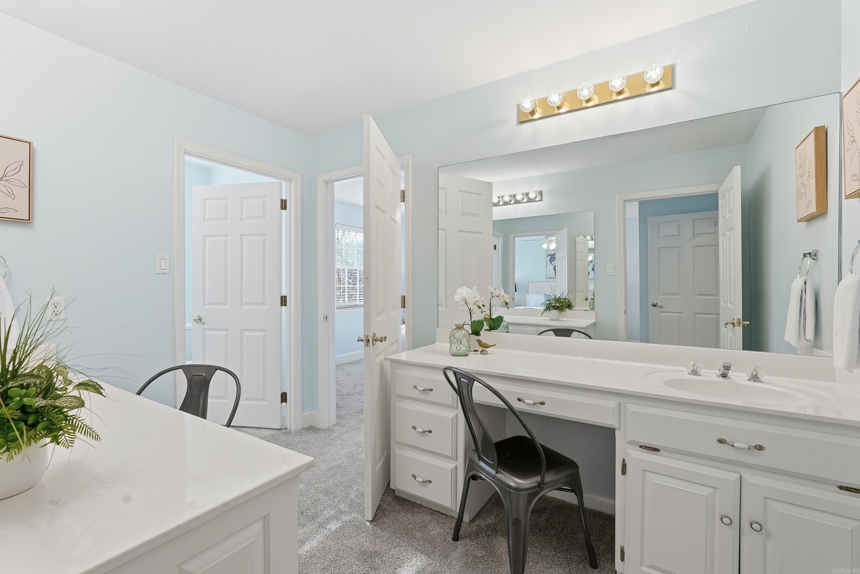 PLEASANT VALLEY ESTATES - Residential