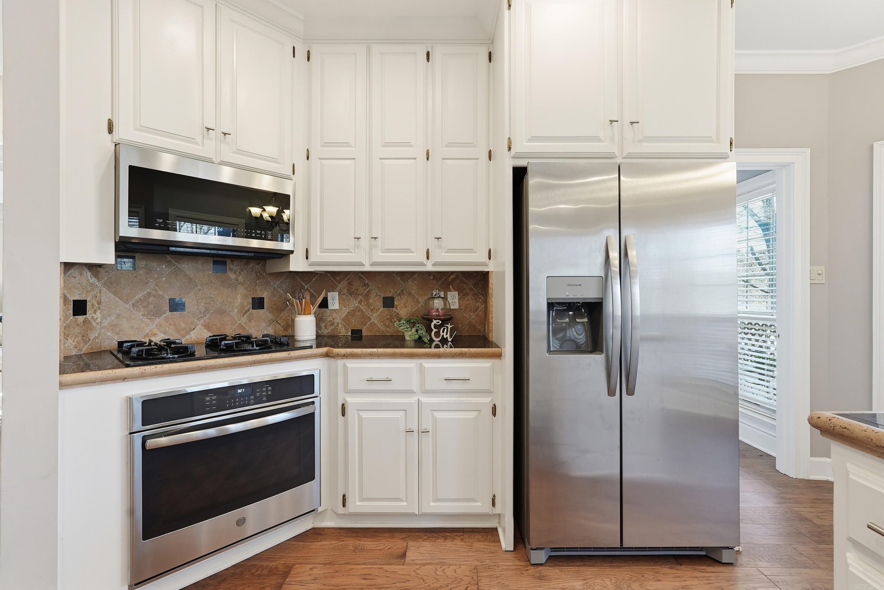 PLEASANT VALLEY ESTATES - Residential