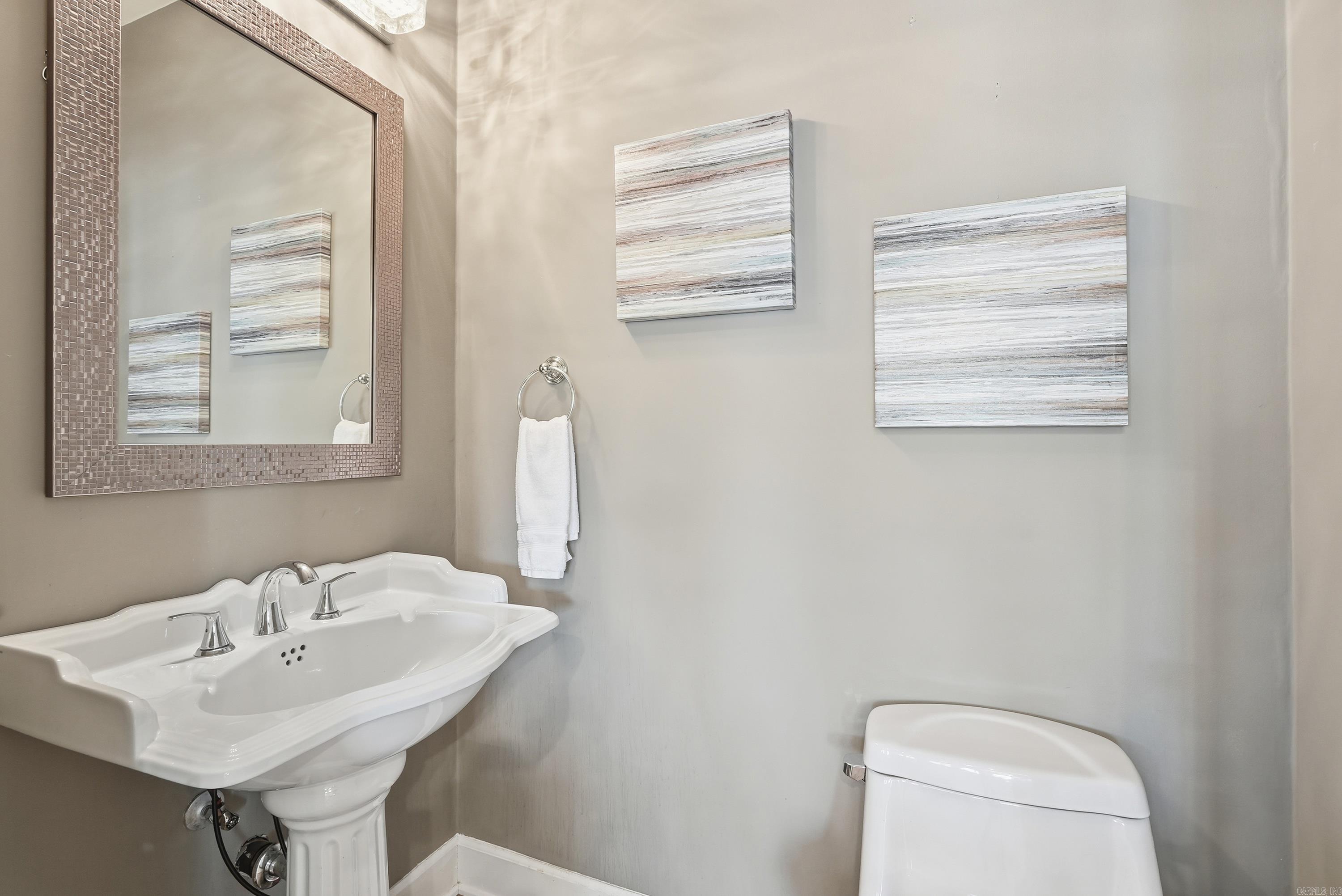 PLEASANT VALLEY ESTATES - Residential