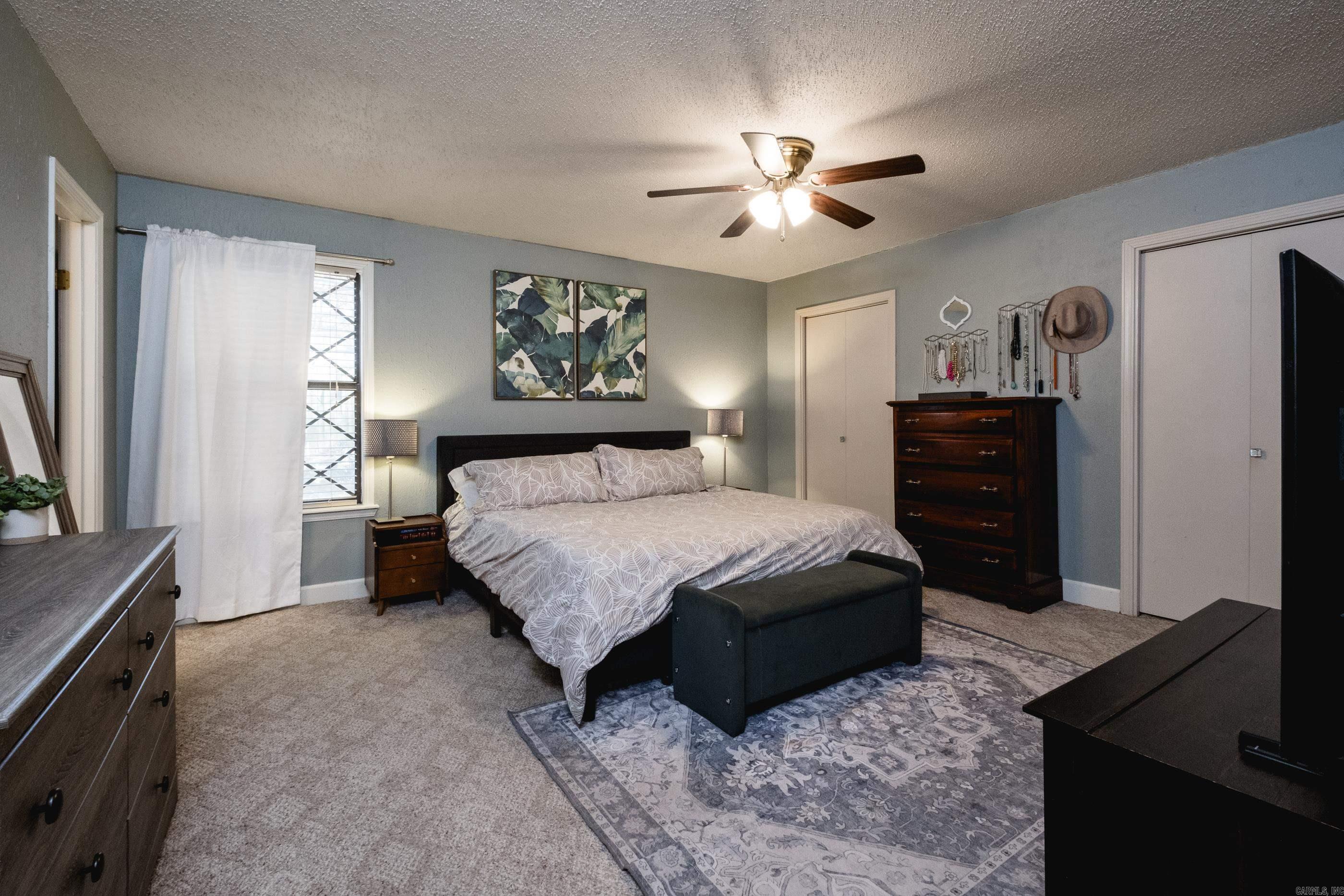 PLEASANT VIEW - Residential