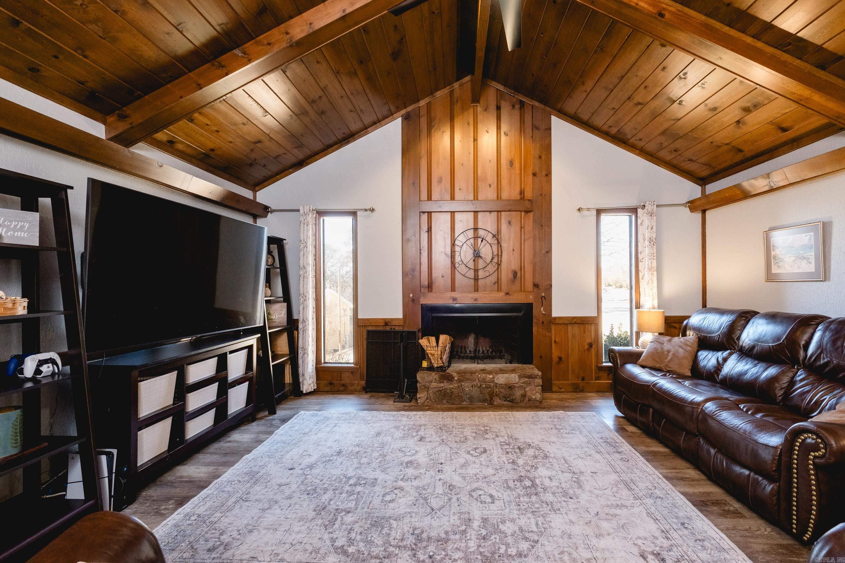 PLEASANT VIEW - Residential