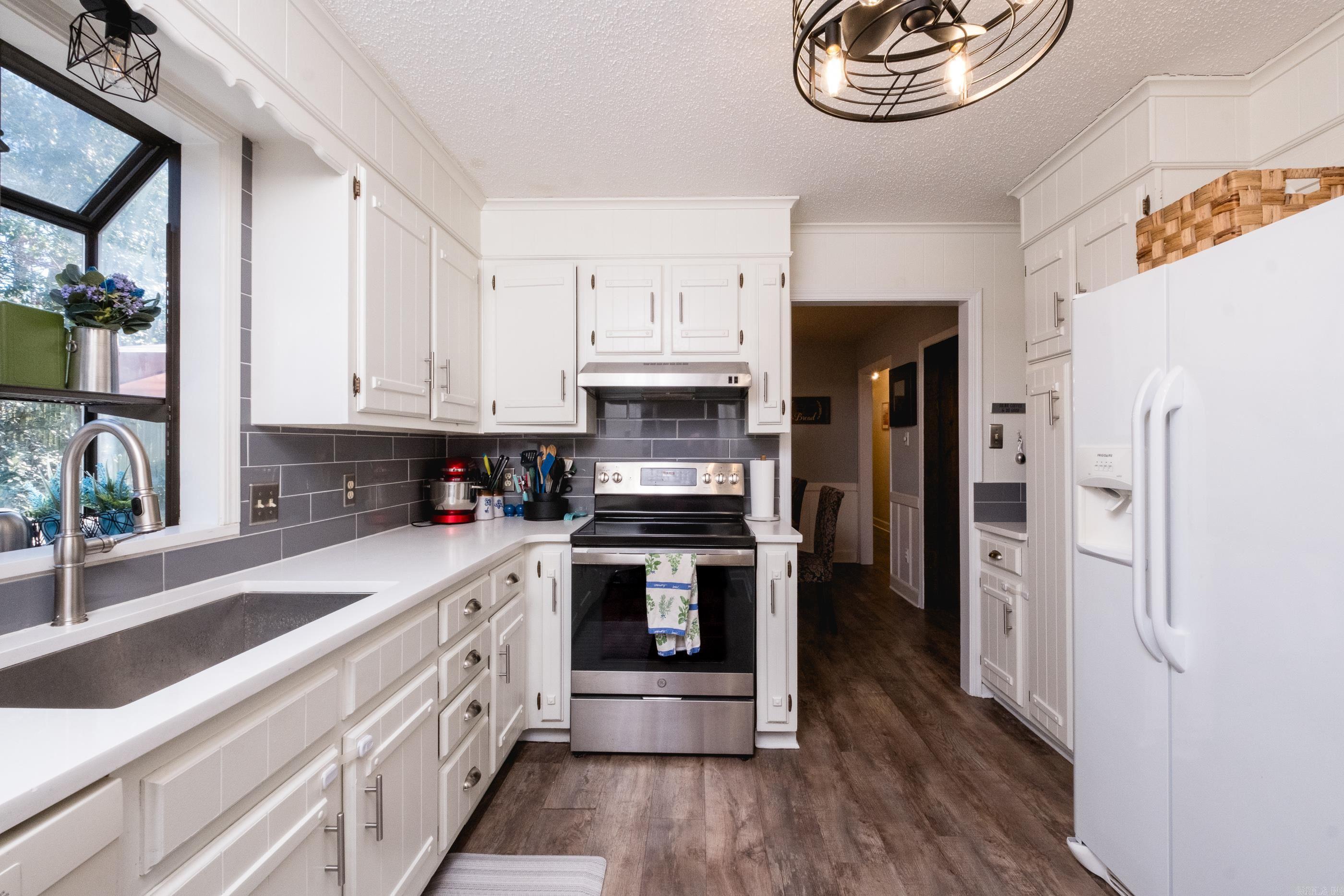 PLEASANT VIEW - Residential