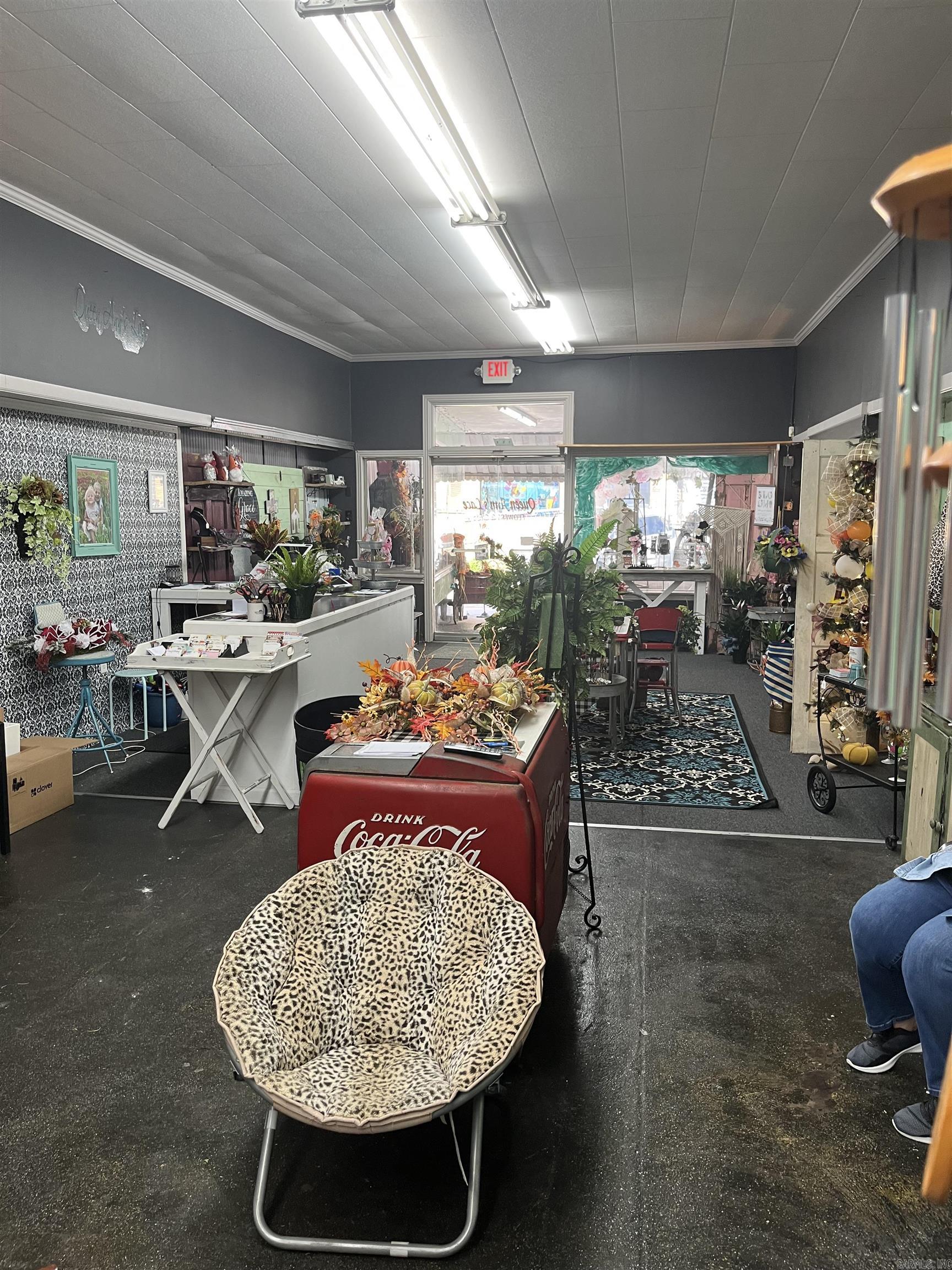 Old Town - Commercial Sale