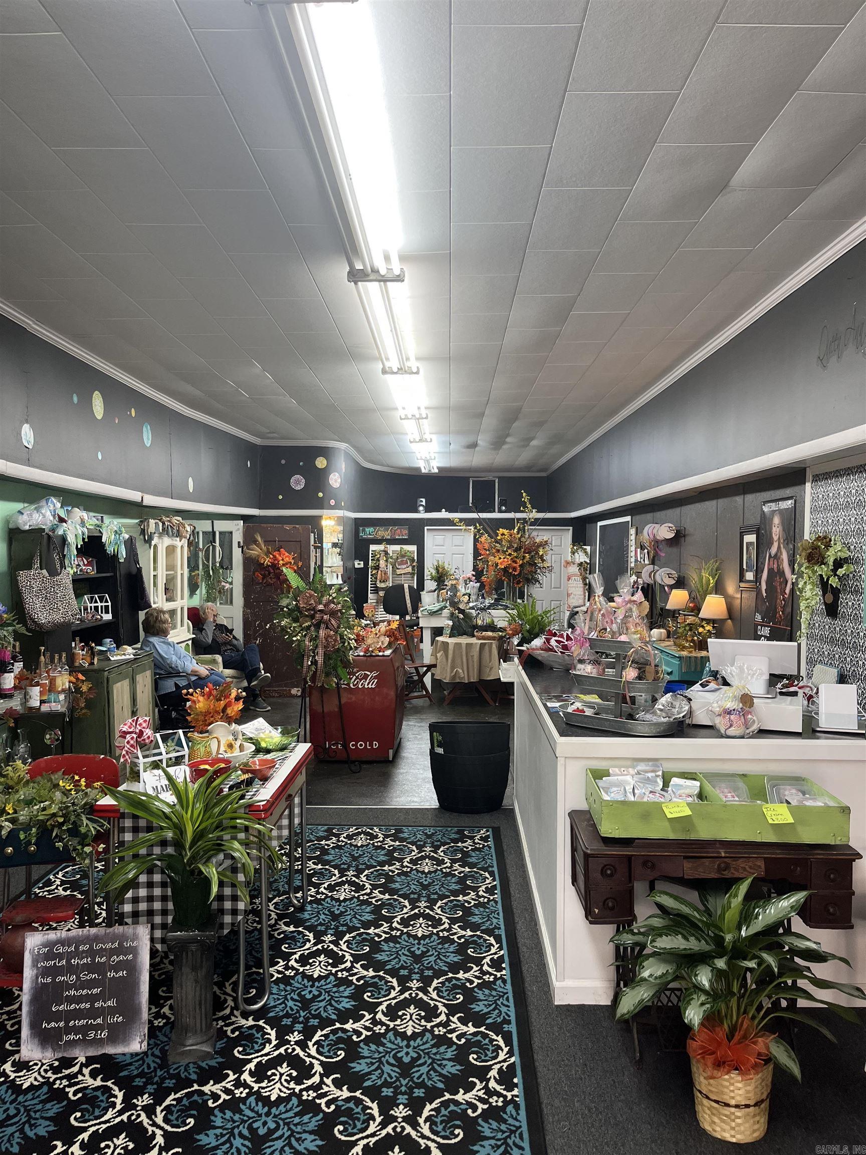 Old Town - Commercial Sale