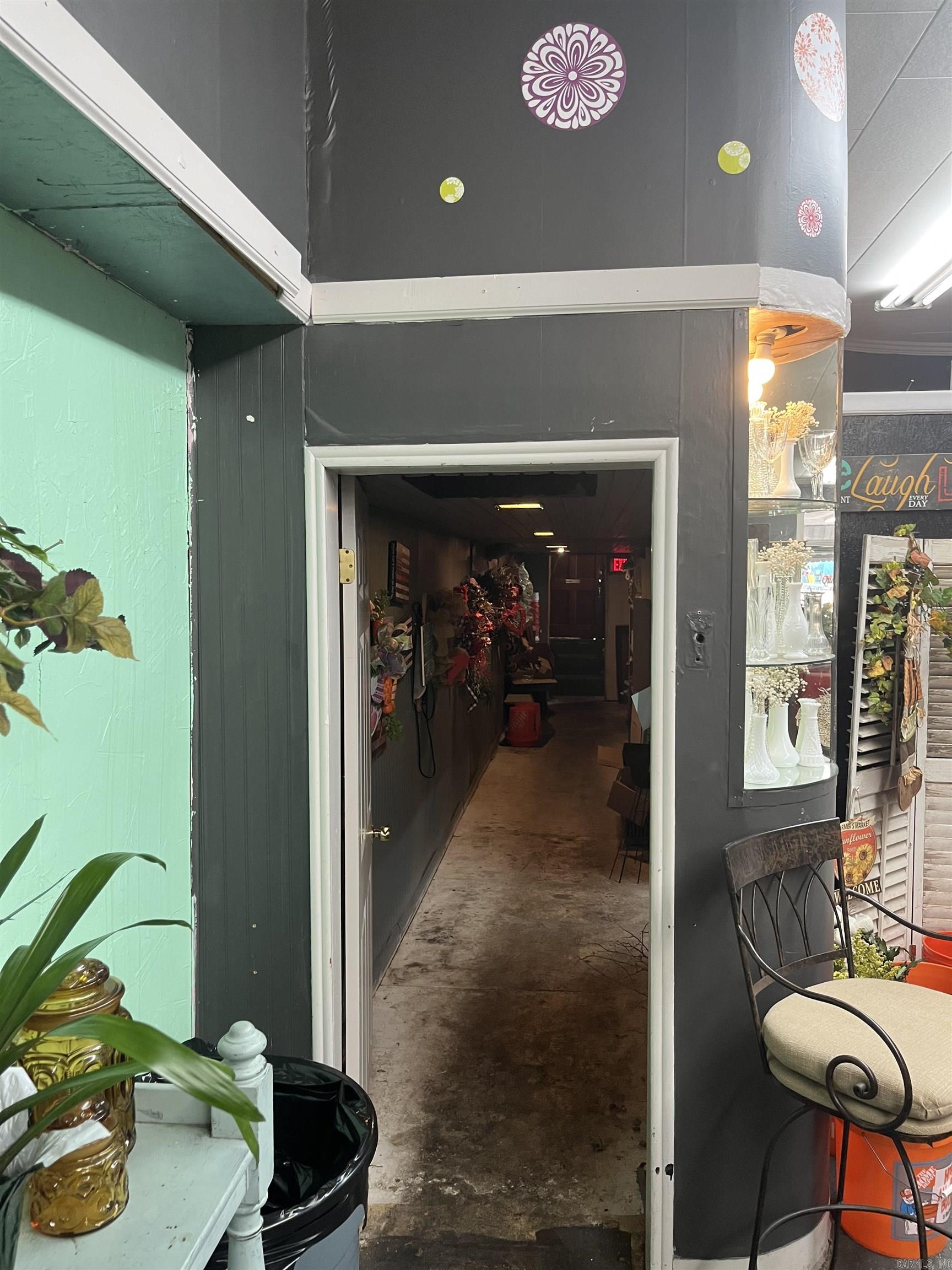 Old Town - Commercial Sale